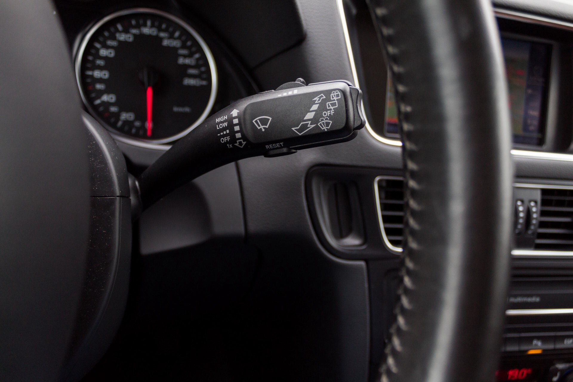 Audi Q5 2.0 TFSI Quattro S-tronic Panorama Full Options DSG7 Foto 12