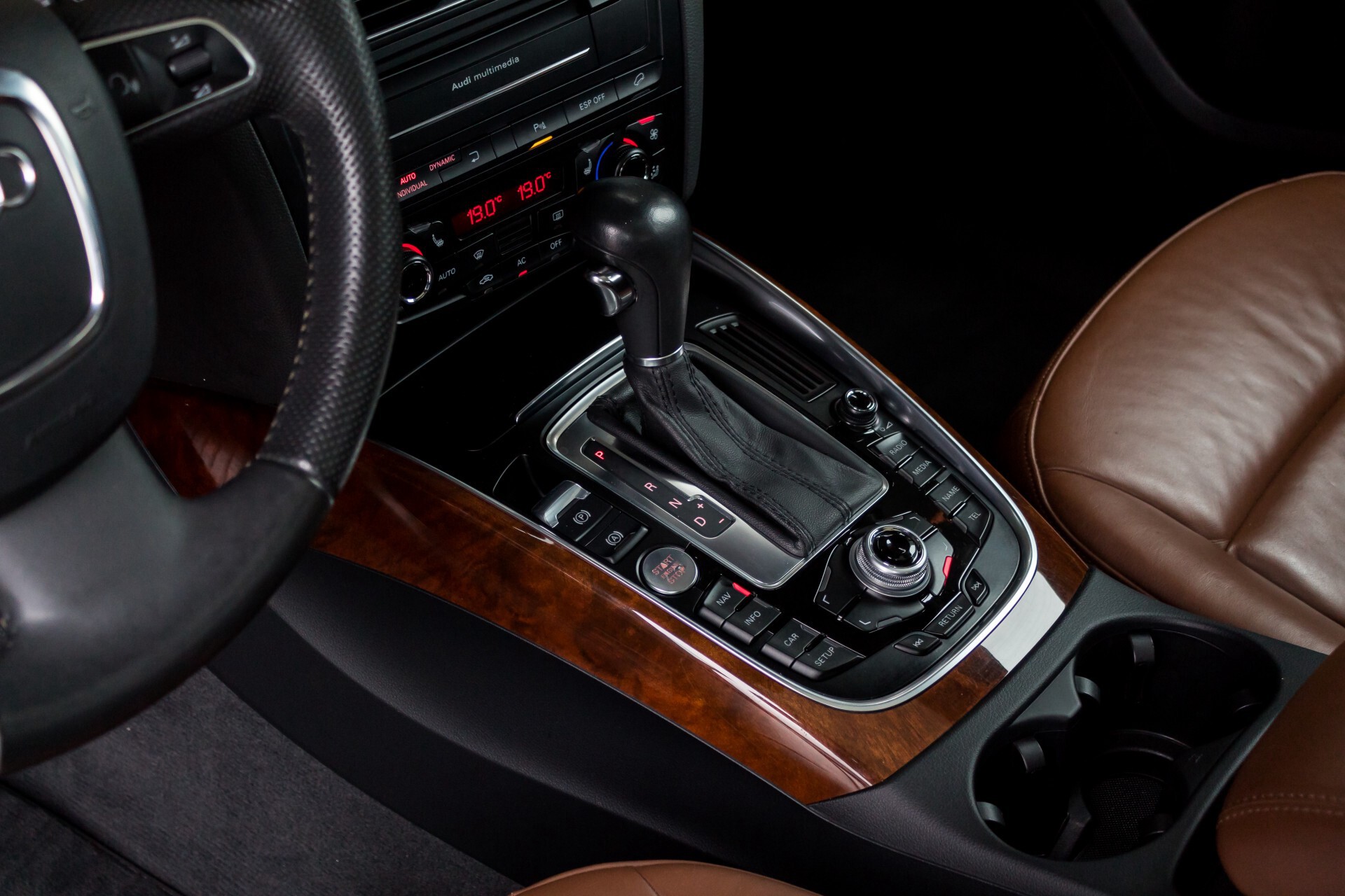 Audi Q5 2.0 TFSI Quattro S-tronic Panorama Full Options DSG7 Foto 17