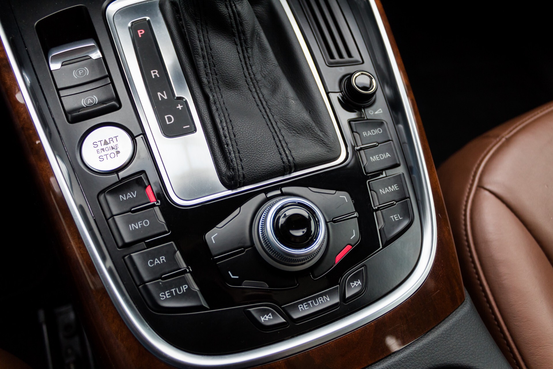 Audi Q5 2.0 TFSI Quattro S-tronic Panorama Full Options DSG7 Foto 19