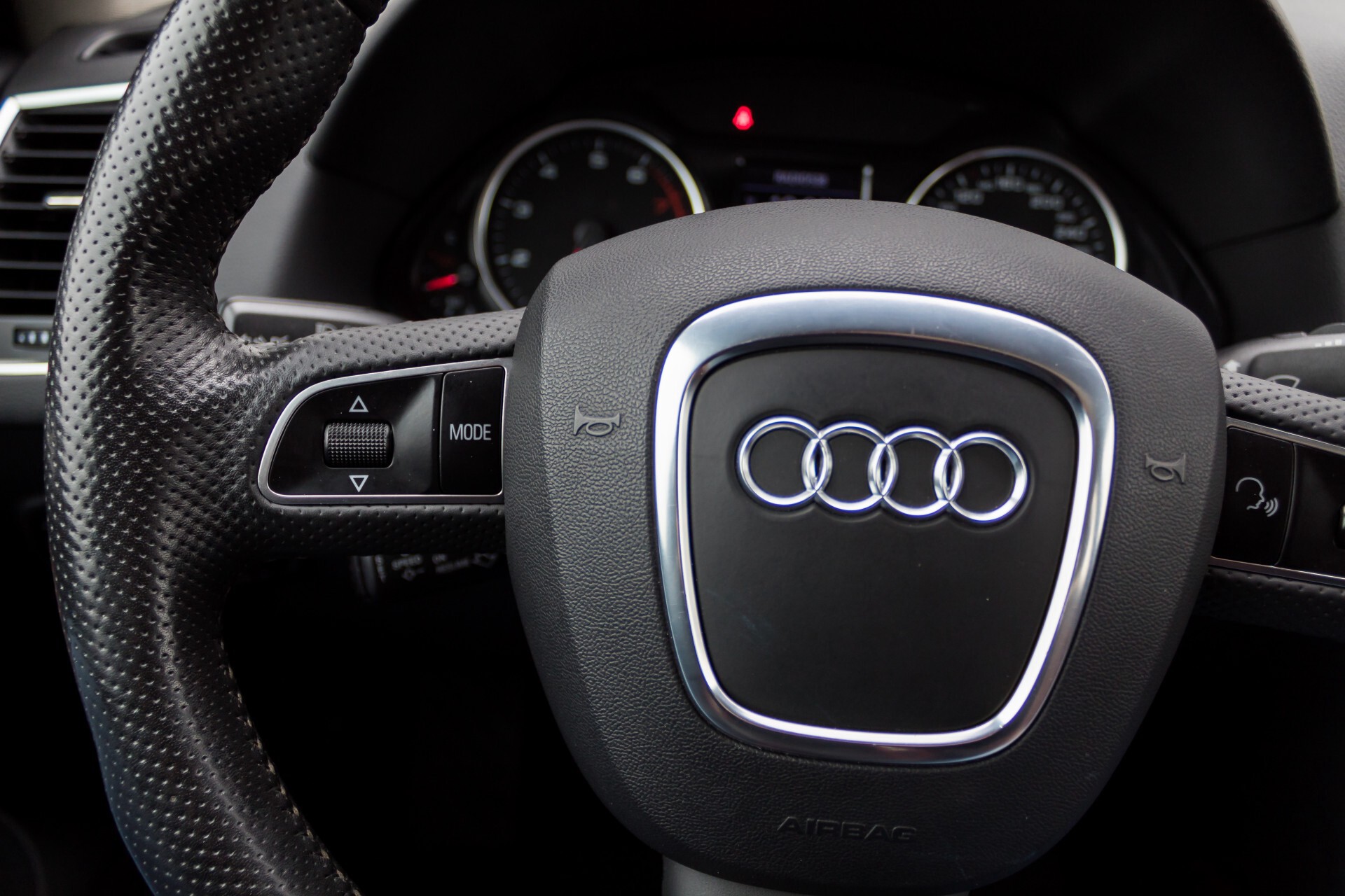 Audi Q5 2.0 TFSI Quattro S-tronic Panorama Full Options DSG7 Foto 9