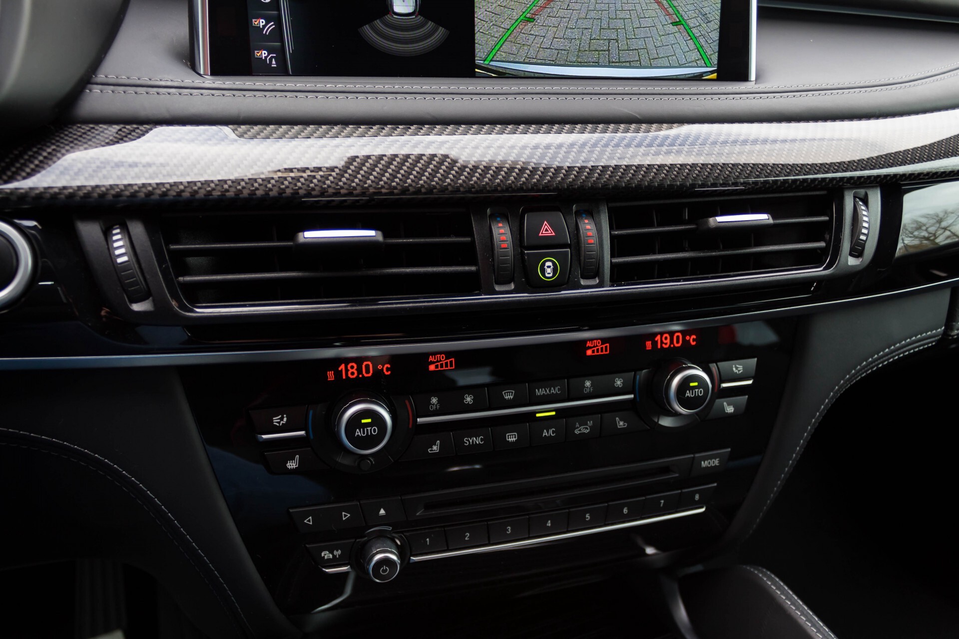 BMW X5 M Bang&Olufsen Carbon/Entertainment/Standkachel Aut8 Foto 17