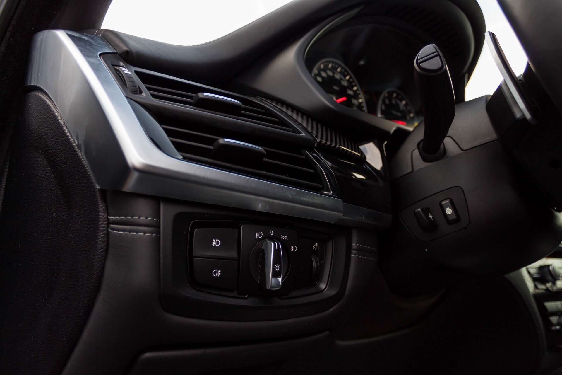 BMW X5 M Bang&Olufsen Carbon/Entertainment/Standkachel Aut8 Foto 27