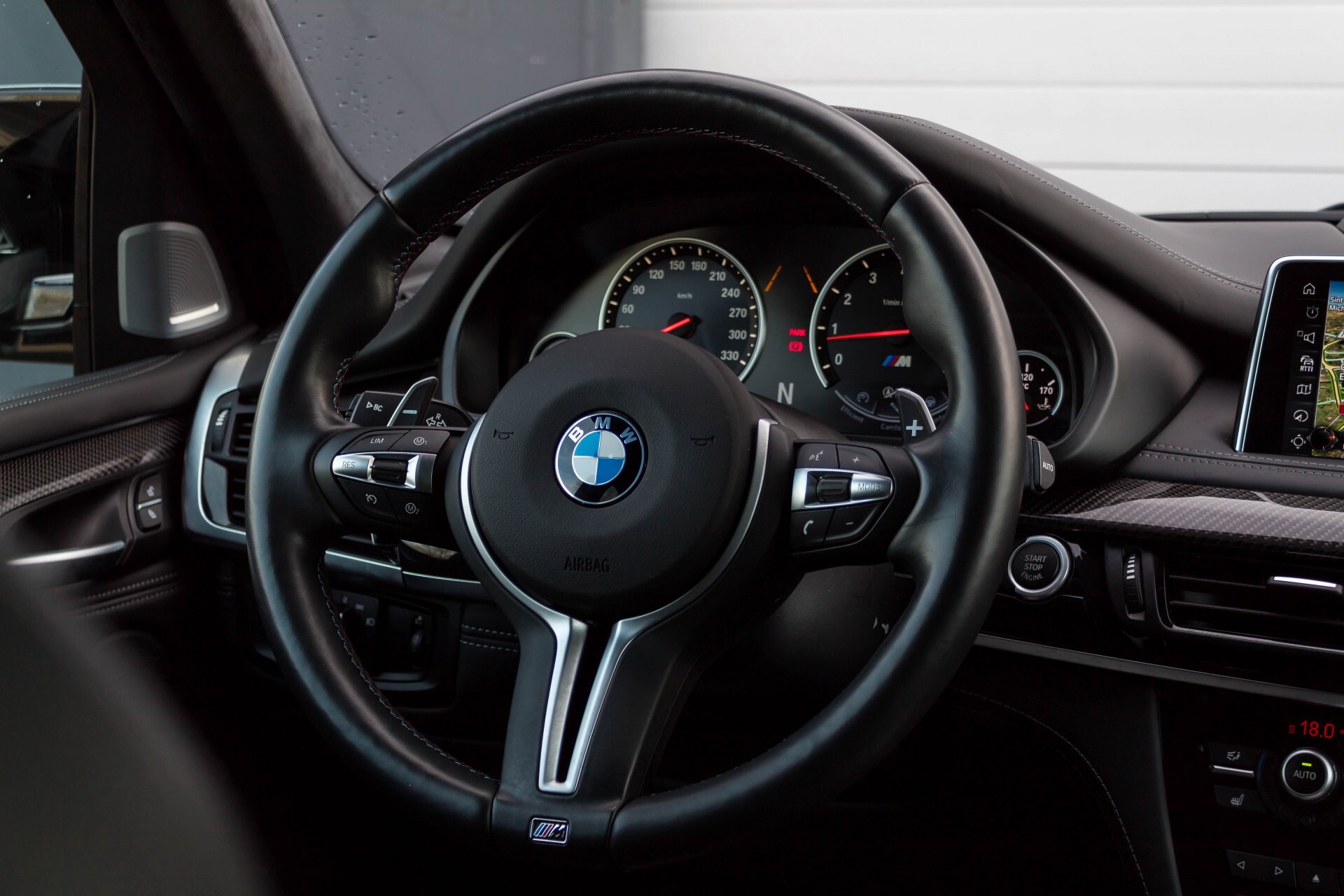 BMW X5 M Bang&Olufsen Carbon/Entertainment/Standkachel Aut8 Foto 9