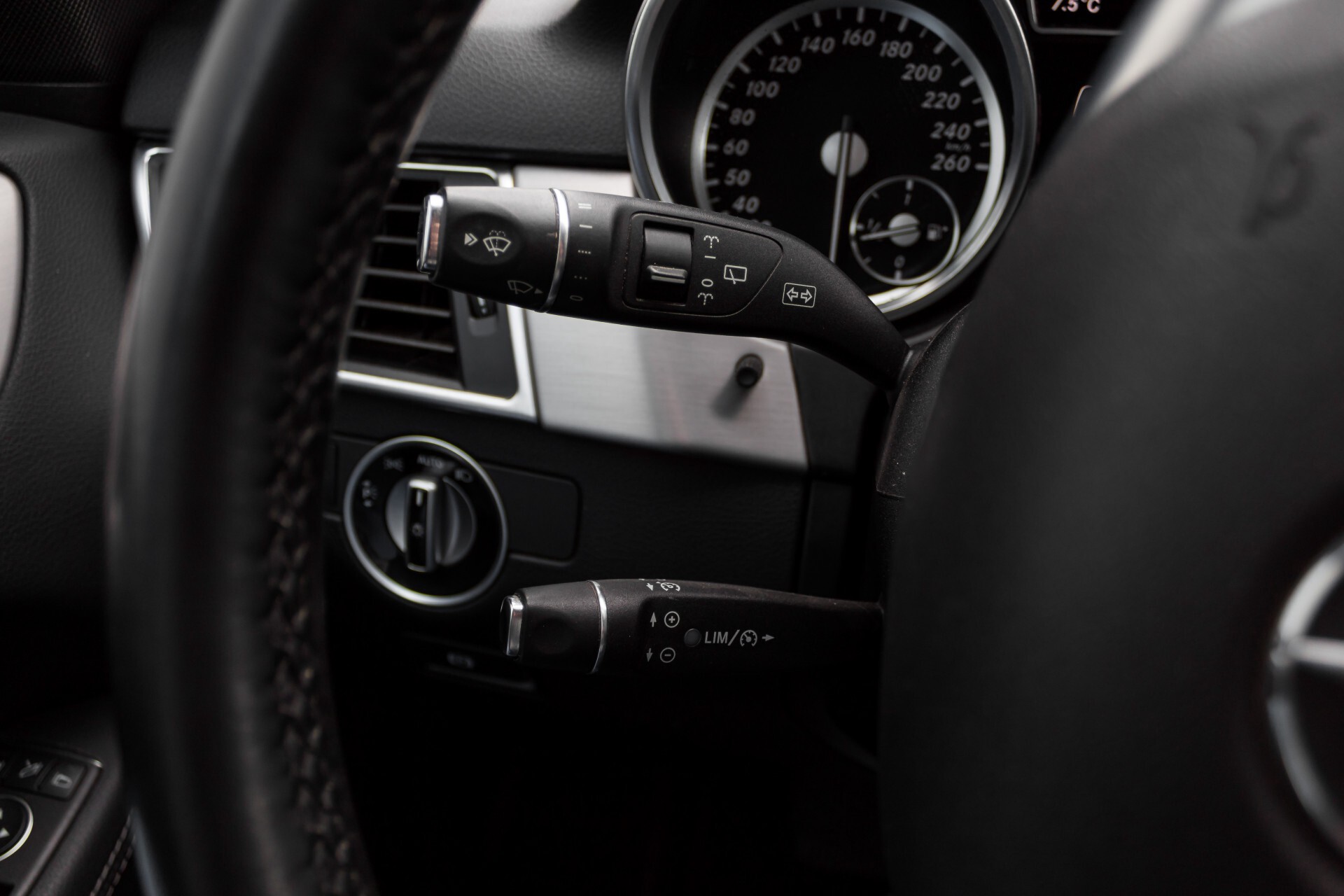 Mercedes-Benz M-Klasse 350 Bluetec 4-M Luchtvering/Schuifdak/ILS/Wegkl-trekhaak/18" Aut7 Foto 11