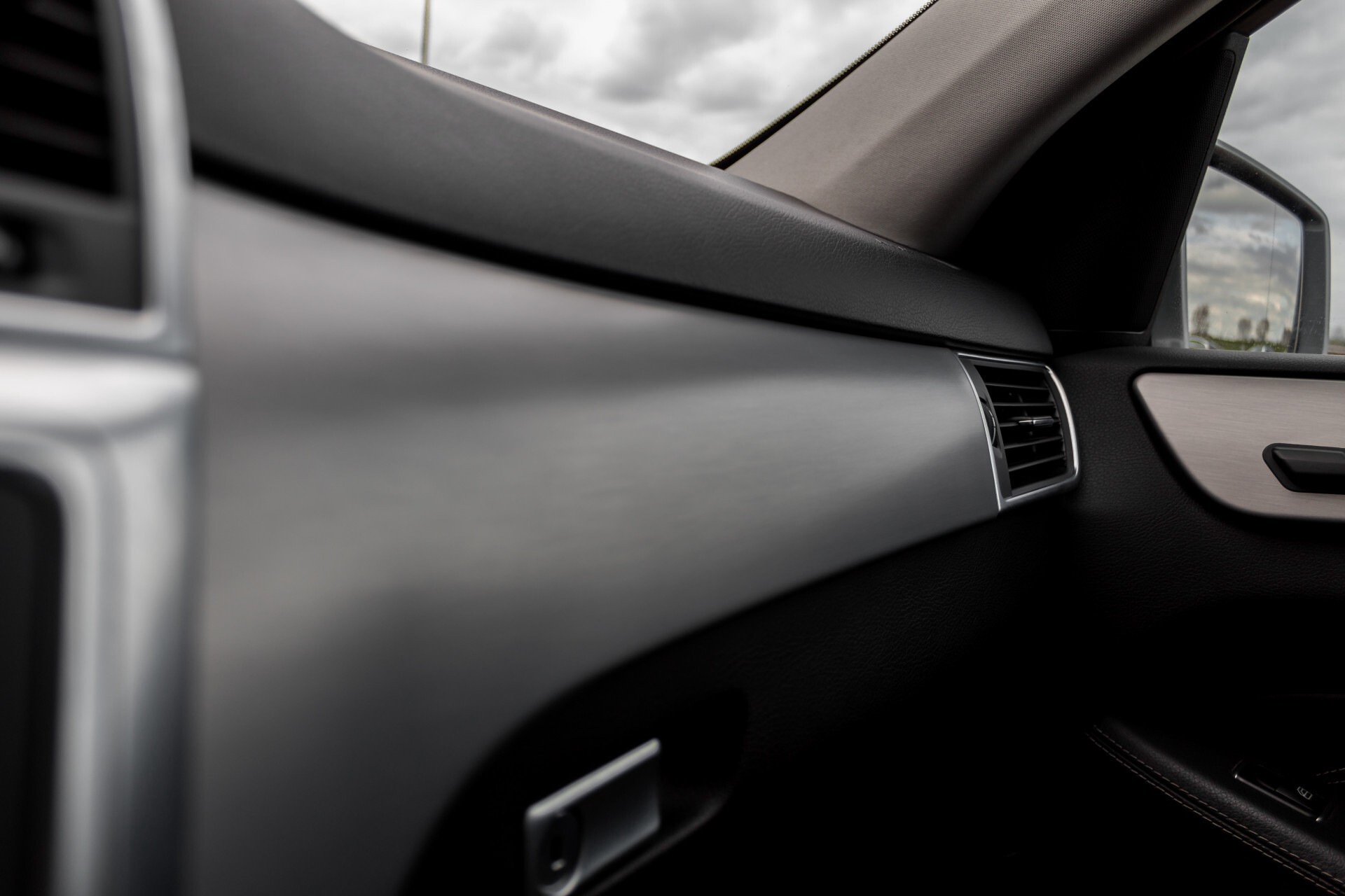 Mercedes-Benz M-Klasse 350 Bluetec 4-M Luchtvering/Schuifdak/ILS/Wegkl-trekhaak/18" Aut7 Foto 32