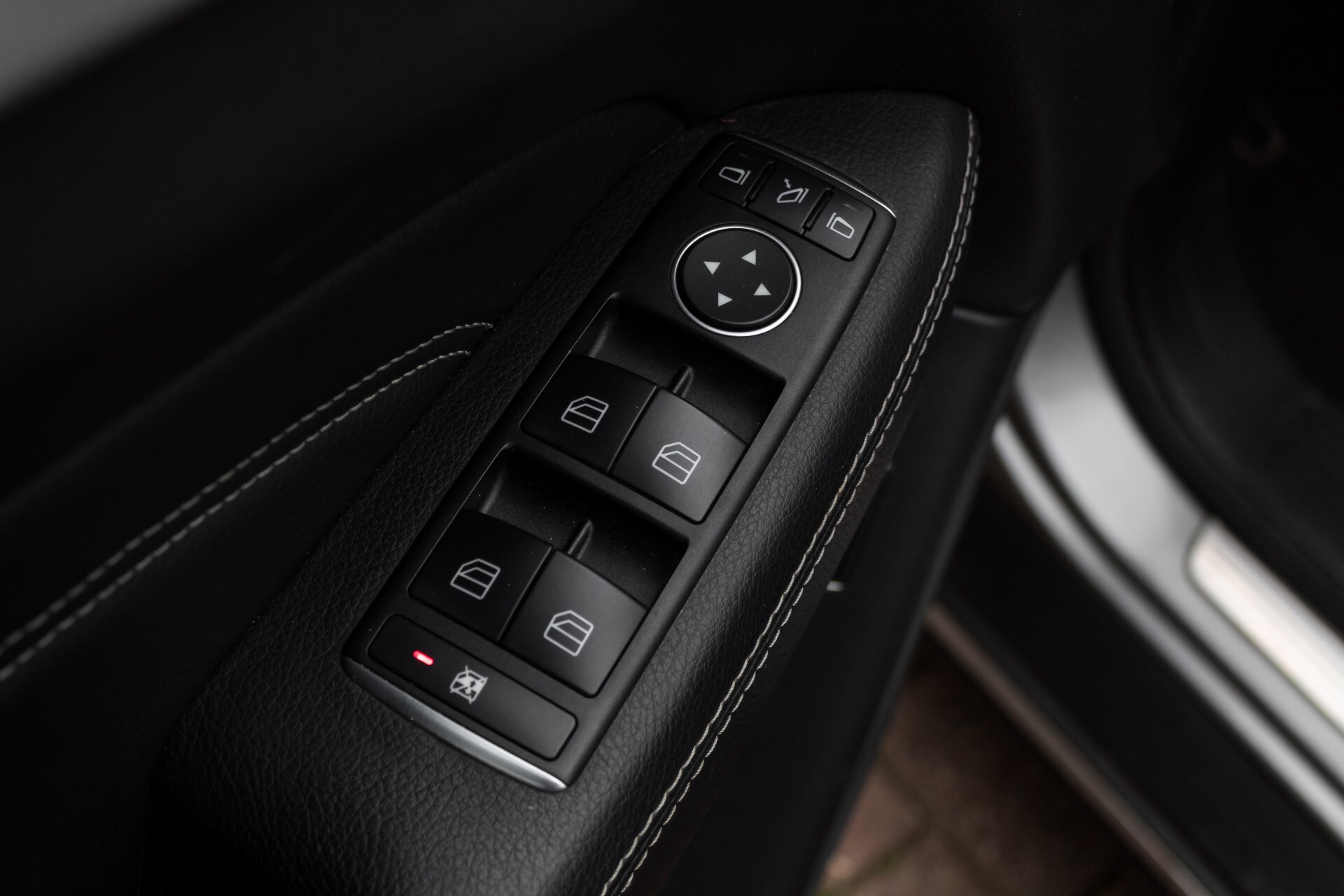 Mercedes-Benz M-Klasse 350 Bluetec 4-M Luchtvering/Schuifdak/ILS/Wegkl-trekhaak/18" Aut7 Foto 34