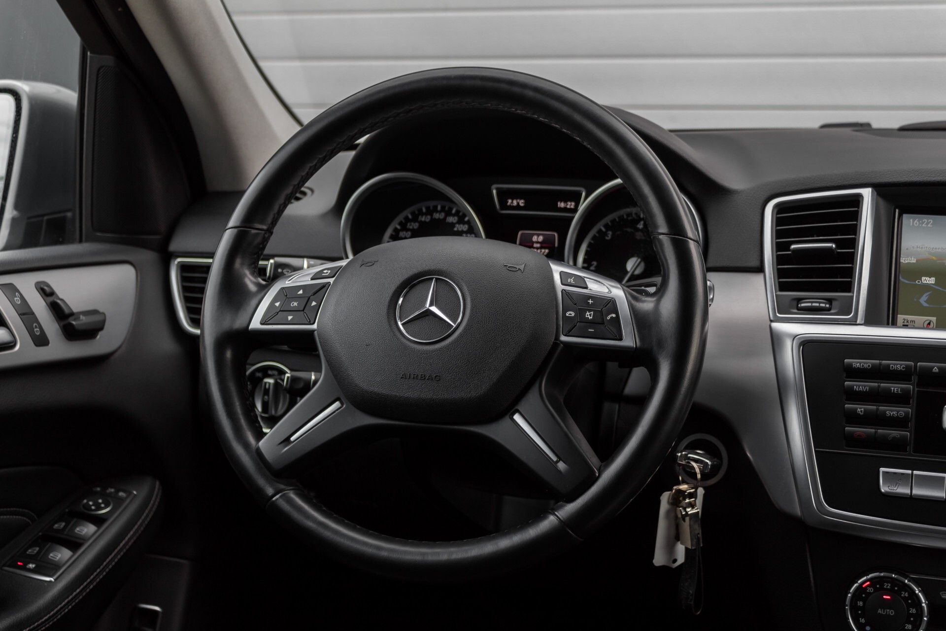 Mercedes-Benz M-Klasse 350 Bluetec 4-M Luchtvering/Schuifdak/ILS/Wegkl-trekhaak/18" Aut7 Foto 9