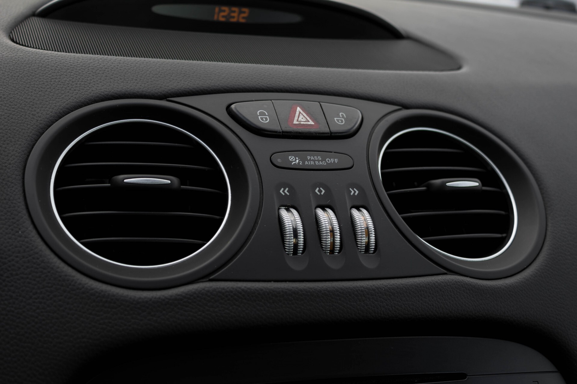 Mercedes-Benz SL-Klasse 350 Facelift Stoelkoeling/Bose/Comand/Memory/19"AMG Aut7 Foto 22