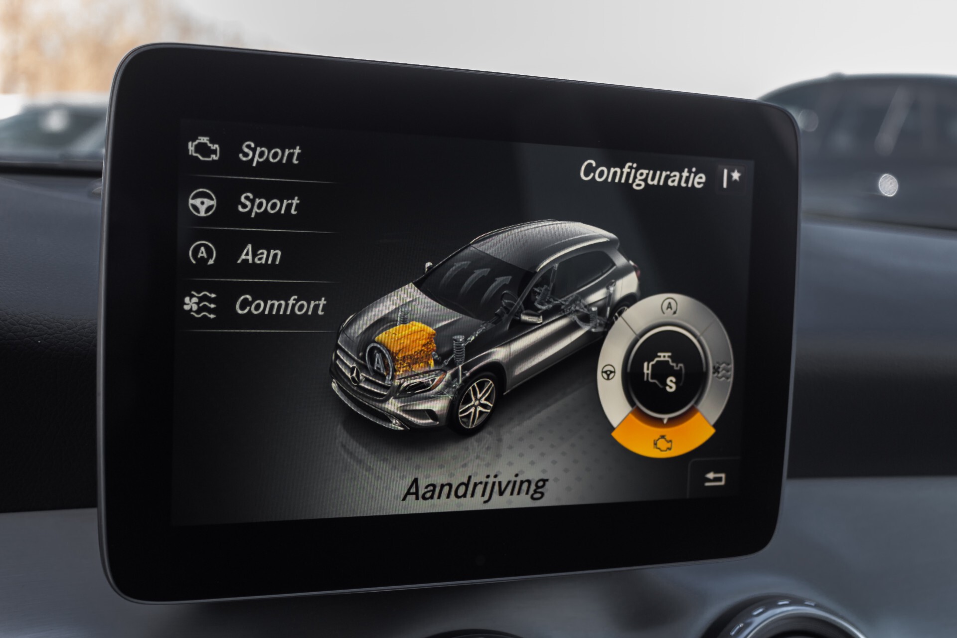 Mercedes-Benz GLA-Klasse 200 AMG Panorama Night LED/Navi/Gr-Navi Aut7 Foto 20