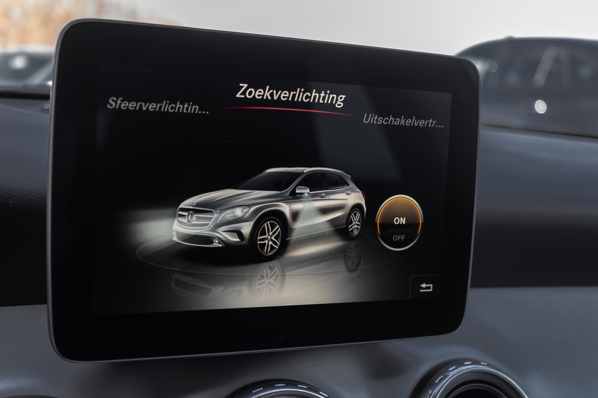 Mercedes-Benz GLA-Klasse 200 AMG Panorama Night LED/Navi/Gr-Navi Aut7 Foto 22