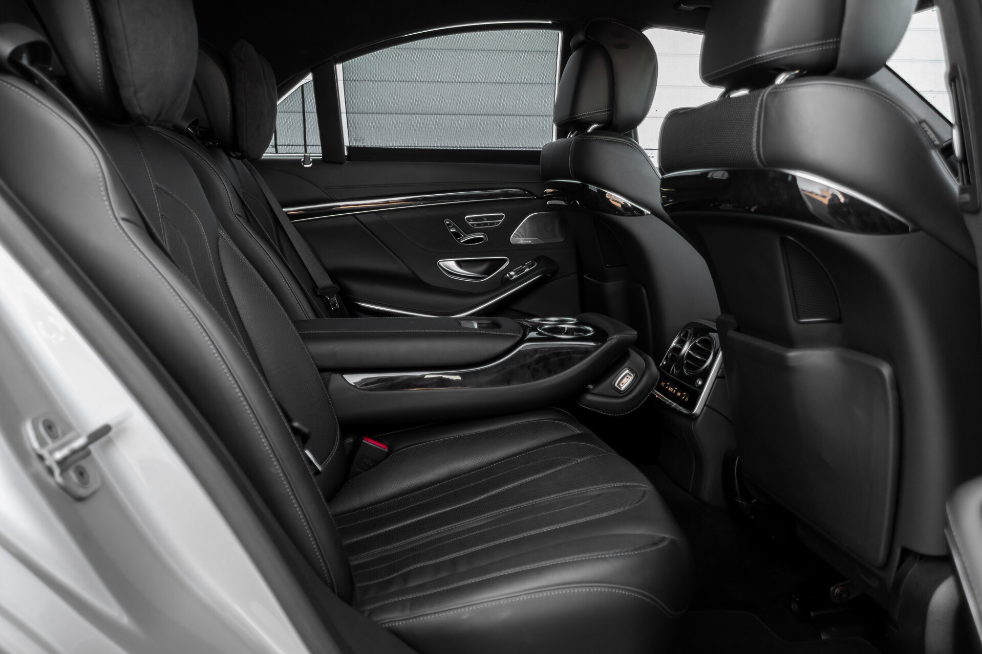 Mercedes-Benz S-Klasse 350 Bluetec 4-M AMG Plus Exclusive Distronic/Keyless/Panorama Aut7 Foto 5