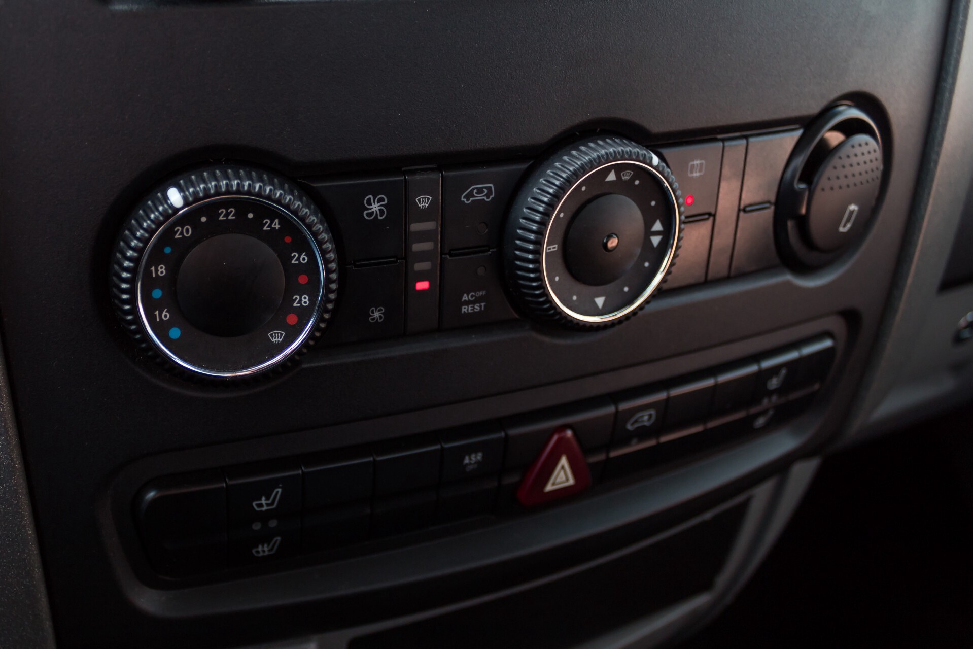 Mercedes-Benz Sprinter 518 3.0 Cdi V6 Oprijwagen / Auto ambulance 7360 kg Foto 18