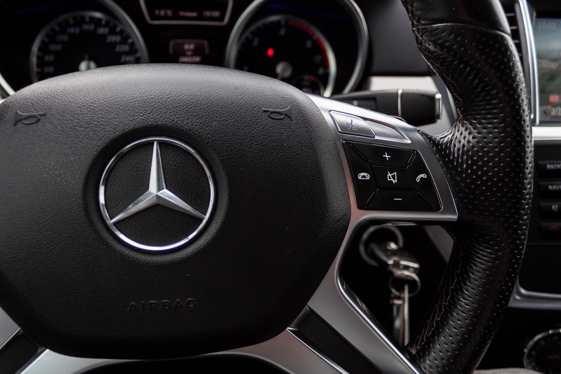 Mercedes-Benz M-Klasse 350 Bluetec 4-M Sport Luchtvering/AMG/Schuifdak/Trekhaak/ILS Aut7 Foto 14