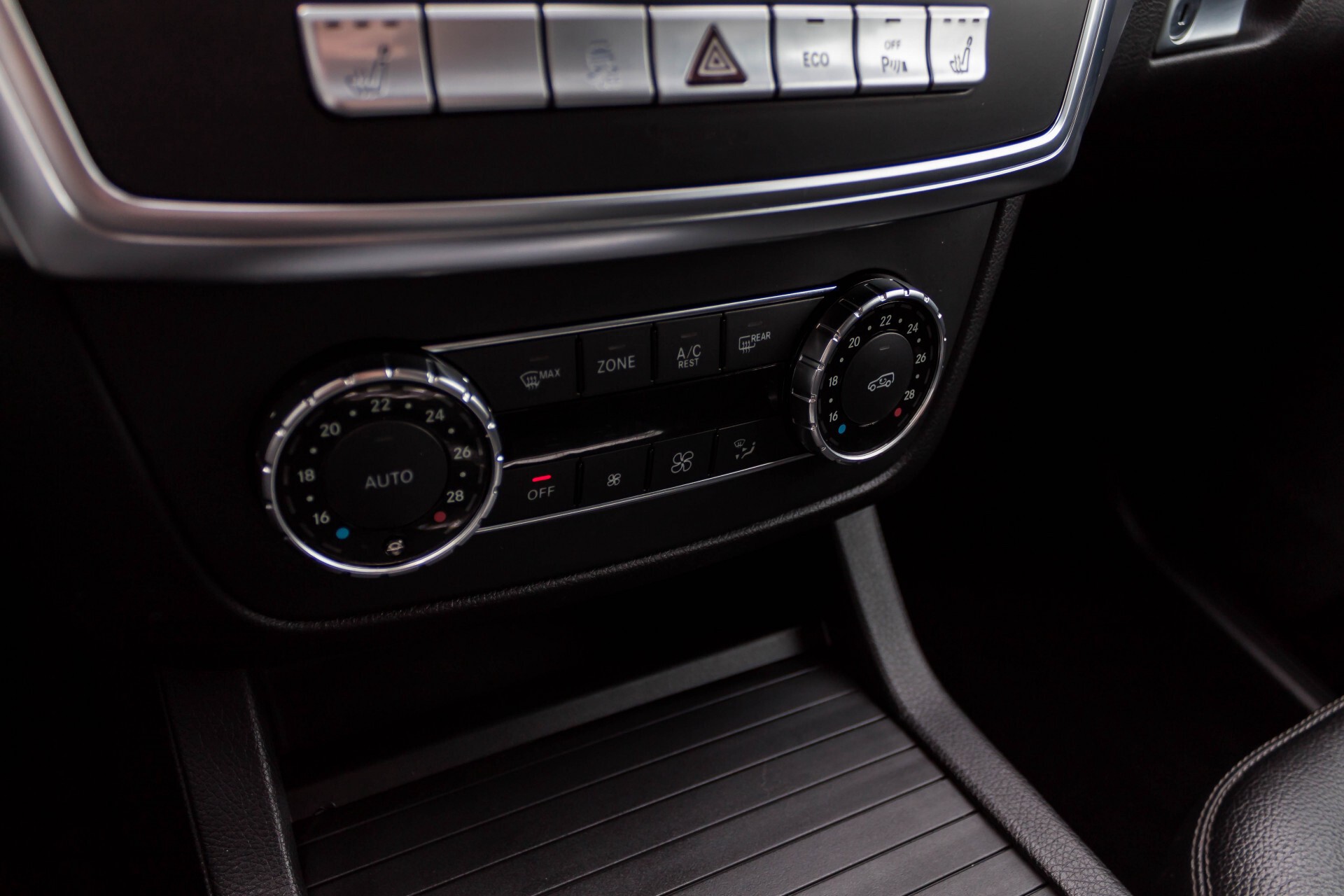 Mercedes-Benz M-Klasse 350 Bluetec 4-M Sport Luchtvering/AMG/Schuifdak/Trekhaak/ILS Aut7 Foto 18