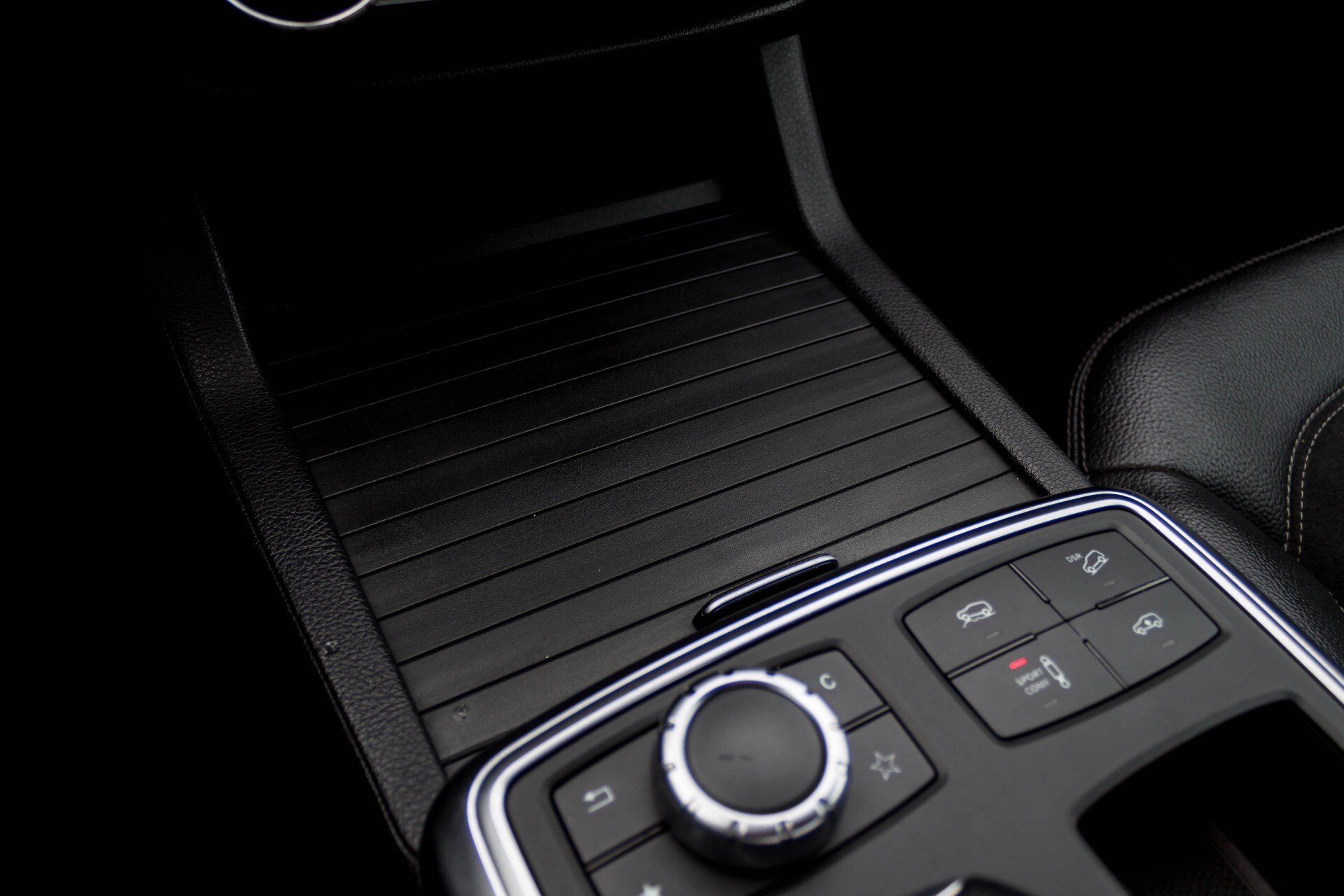 Mercedes-Benz M-Klasse 350 Bluetec 4-M Sport Luchtvering/AMG/Schuifdak/Trekhaak/ILS Aut7 Foto 19