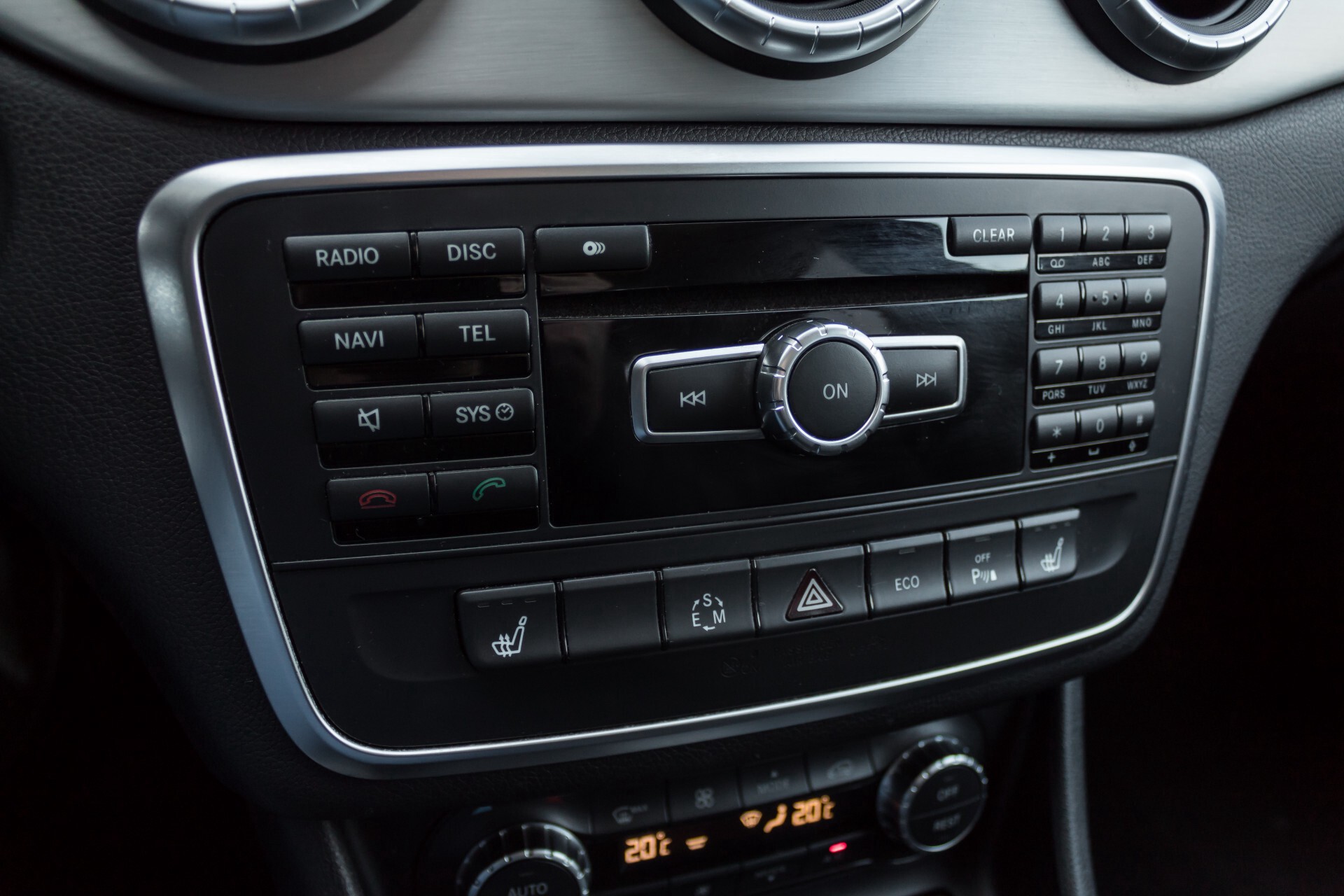 Mercedes-Benz CLA-Klasse 200 Urban Panorama Night/Camera/Xenon/Verwarmde stoelen Aut7 Foto 17