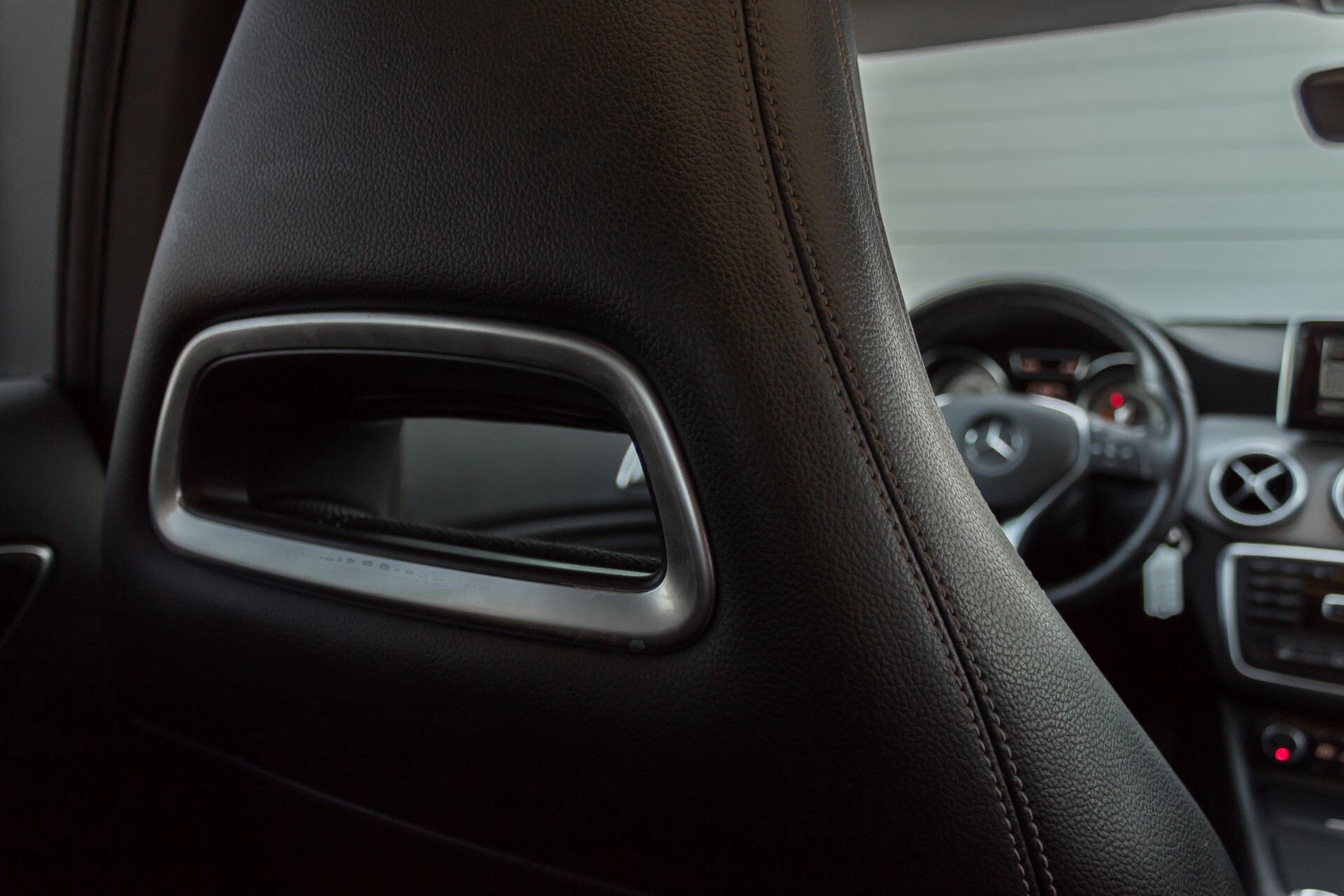 Mercedes-Benz CLA-Klasse 200 Urban Panorama Night/Camera/Xenon/Verwarmde stoelen Aut7 Foto 25