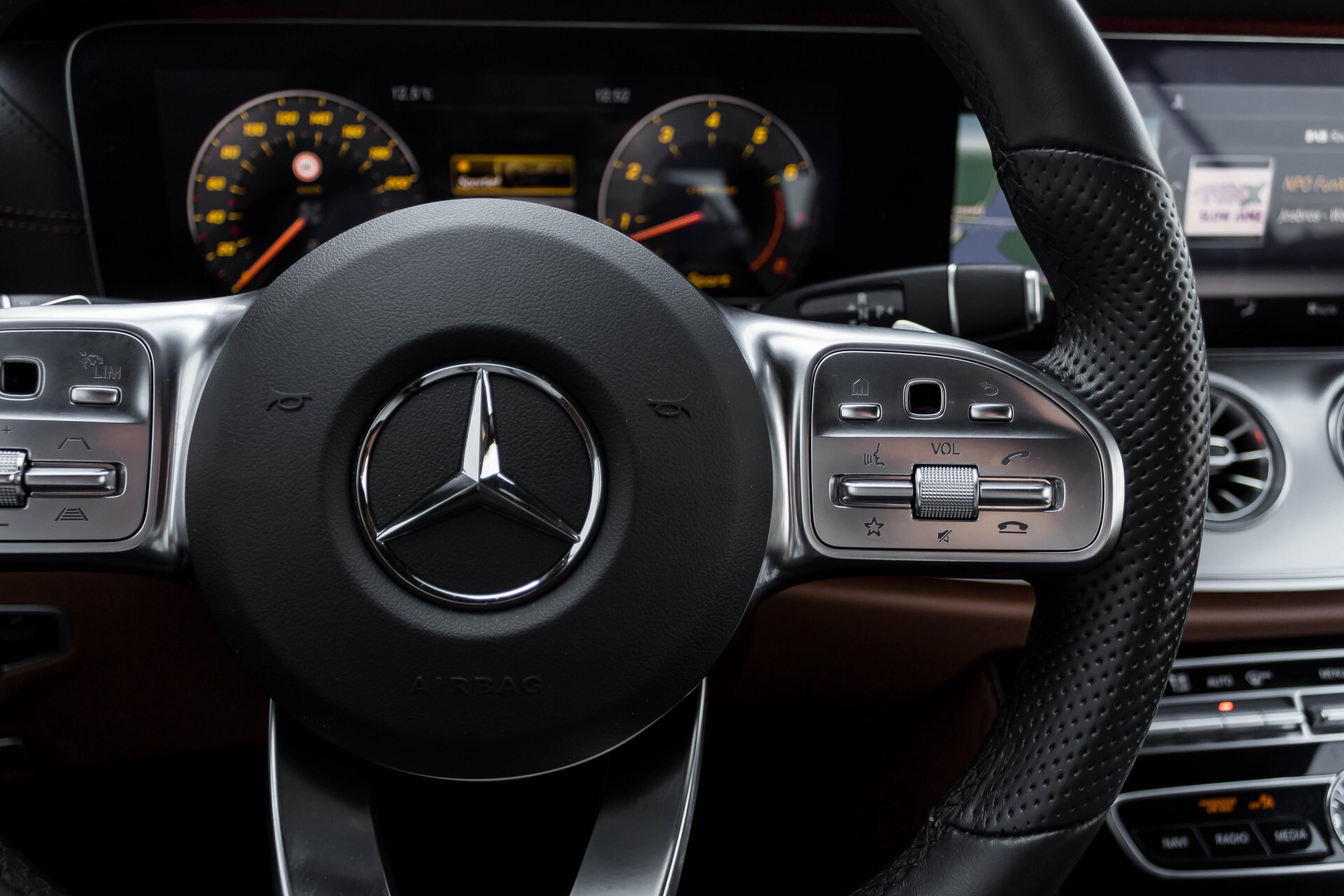 Mercedes-Benz E-Klasse Cabrio 450 4-M AMG Rij-assistentiepakket/Widescreen/360 Aut9 Foto 14