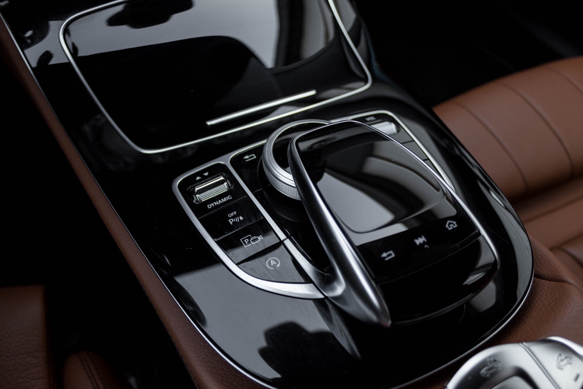 Mercedes-Benz E-Klasse Cabrio 450 4-M AMG Rij-assistentiepakket/Widescreen/360 Aut9 Foto 47