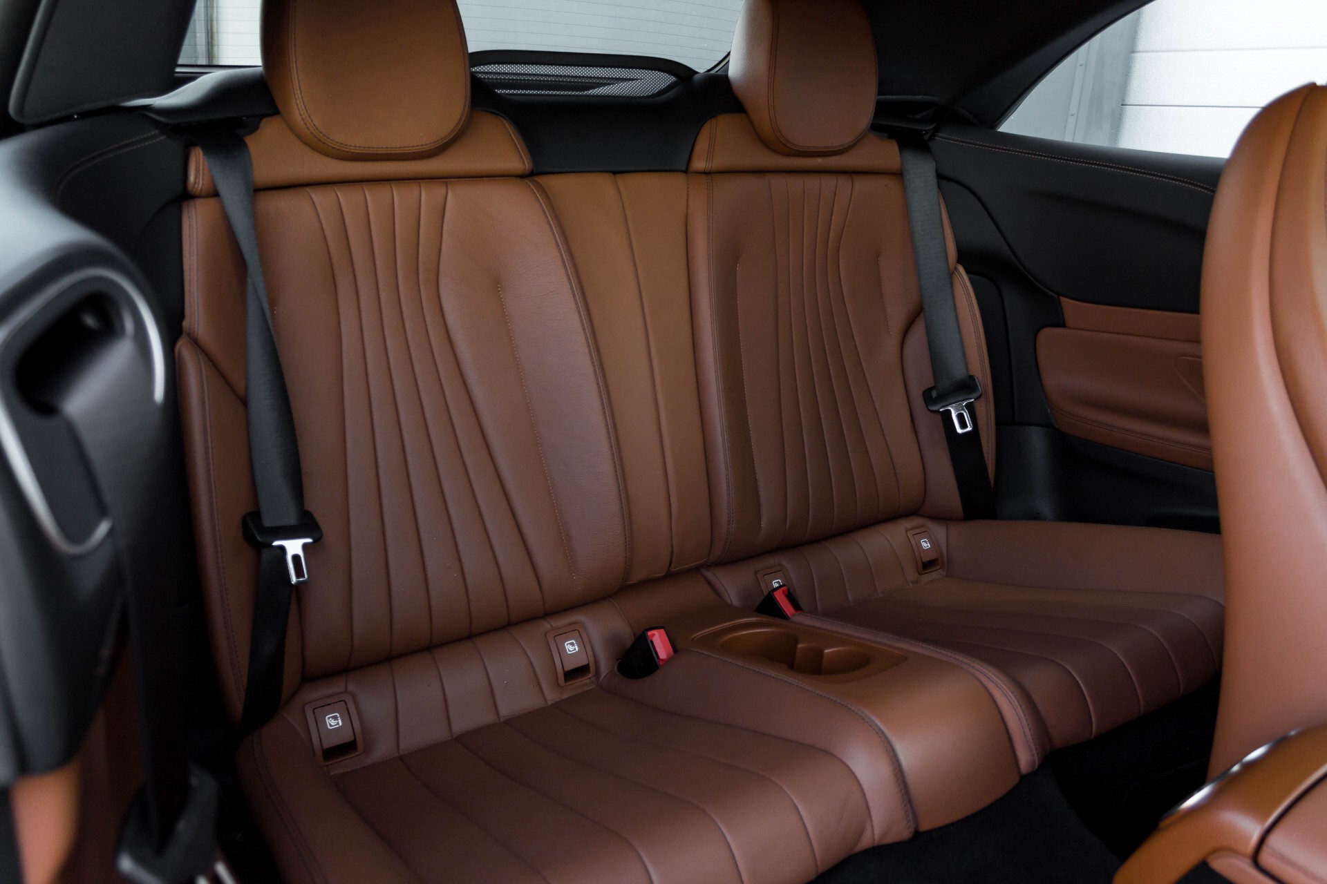 Mercedes-Benz E-Klasse Cabrio 450 4-M AMG Rij-assistentiepakket/Widescreen/360 Aut9 Foto 6