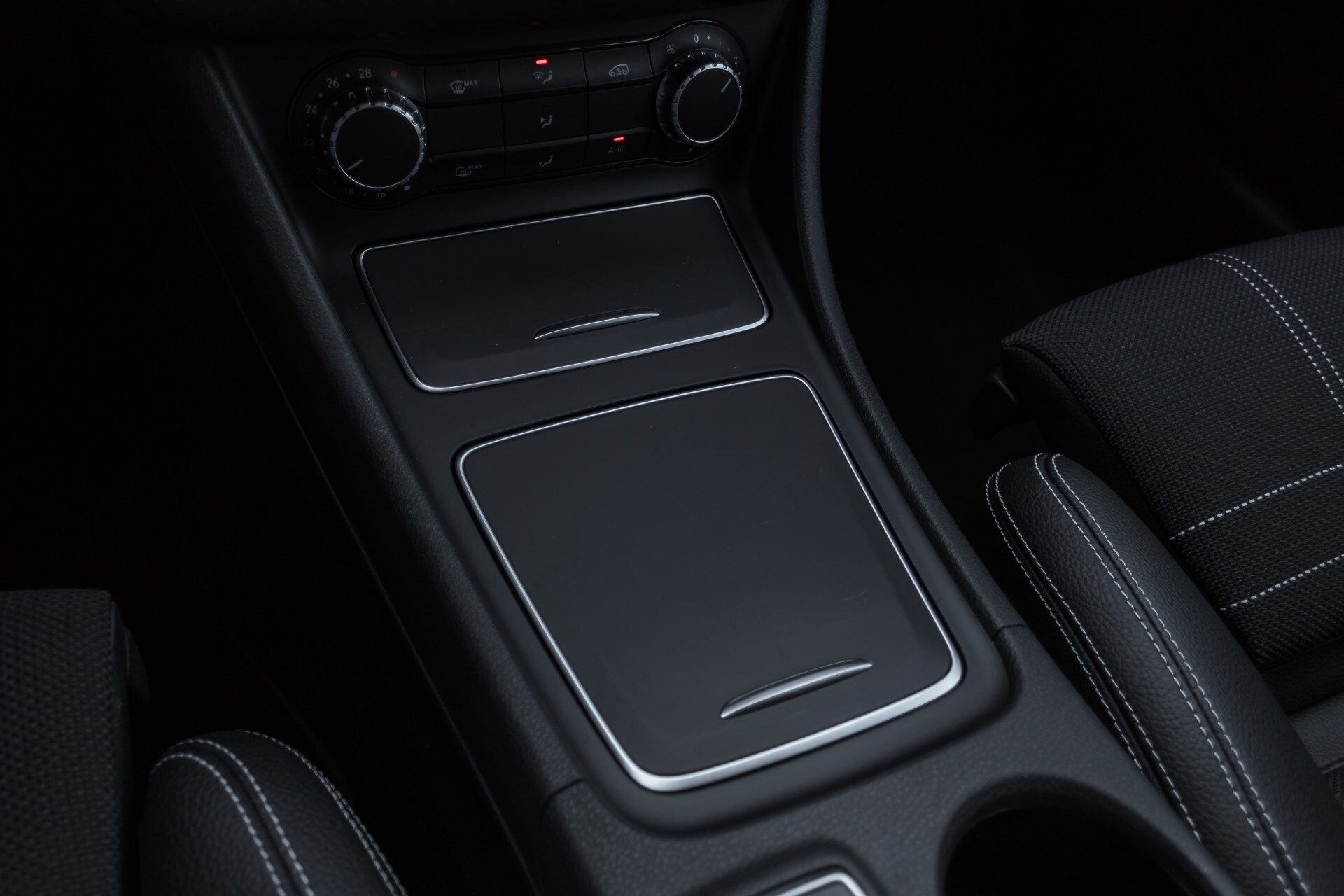 Mercedes-Benz A-Klasse 180 d Urban Navi/Stoelverwarming/Parctronic Aut7 Foto 23