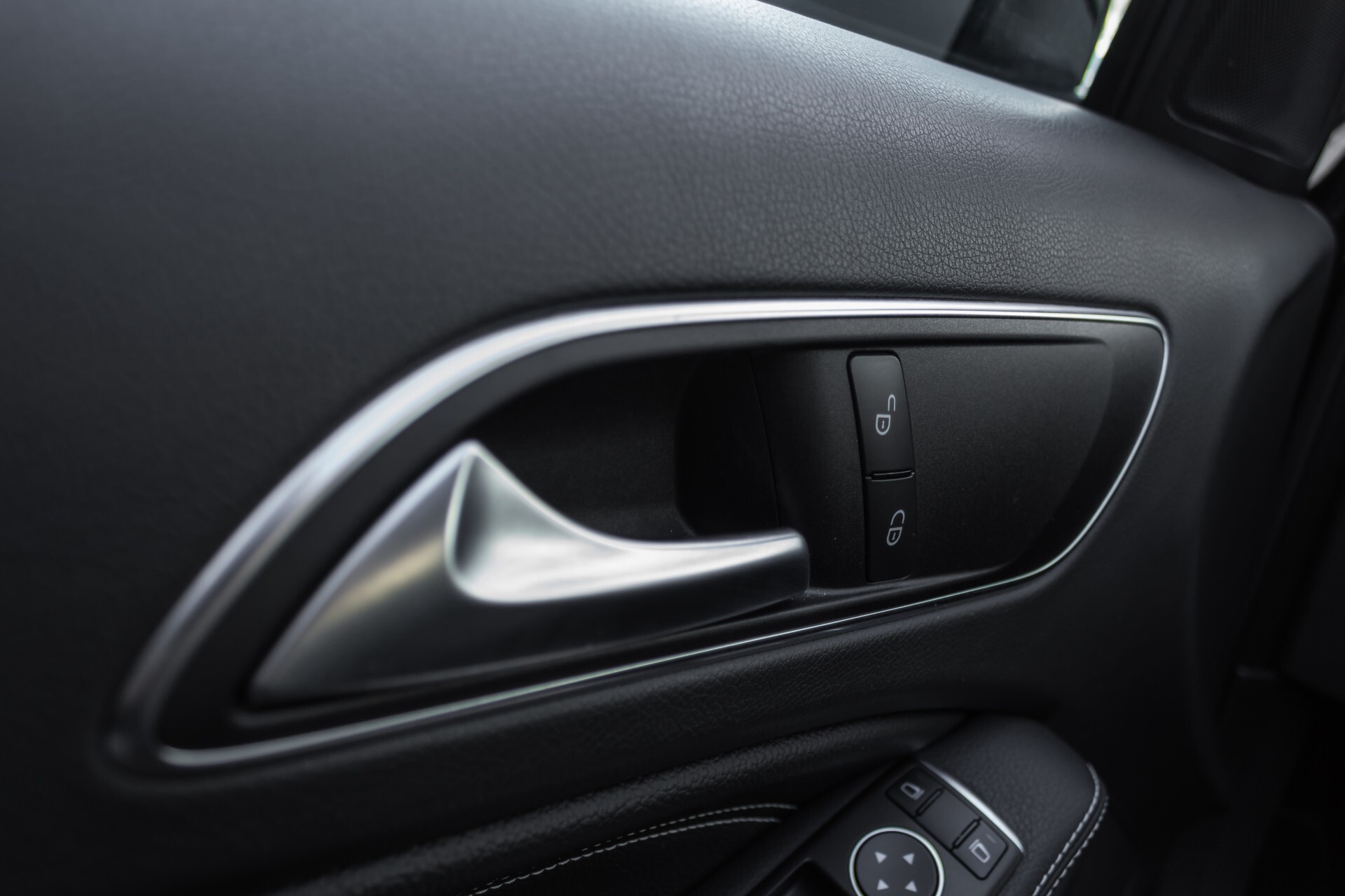 Mercedes-Benz A-Klasse 180 d Urban Navi/Stoelverwarming/Parctronic Aut7 Foto 32