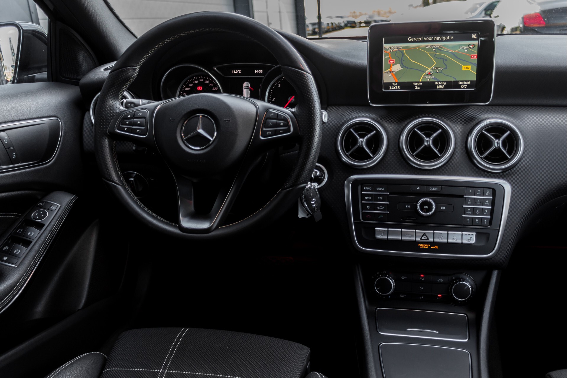 Mercedes-Benz A-Klasse 180 d Urban Navi/Stoelverwarming/Parctronic Aut7 Foto 6