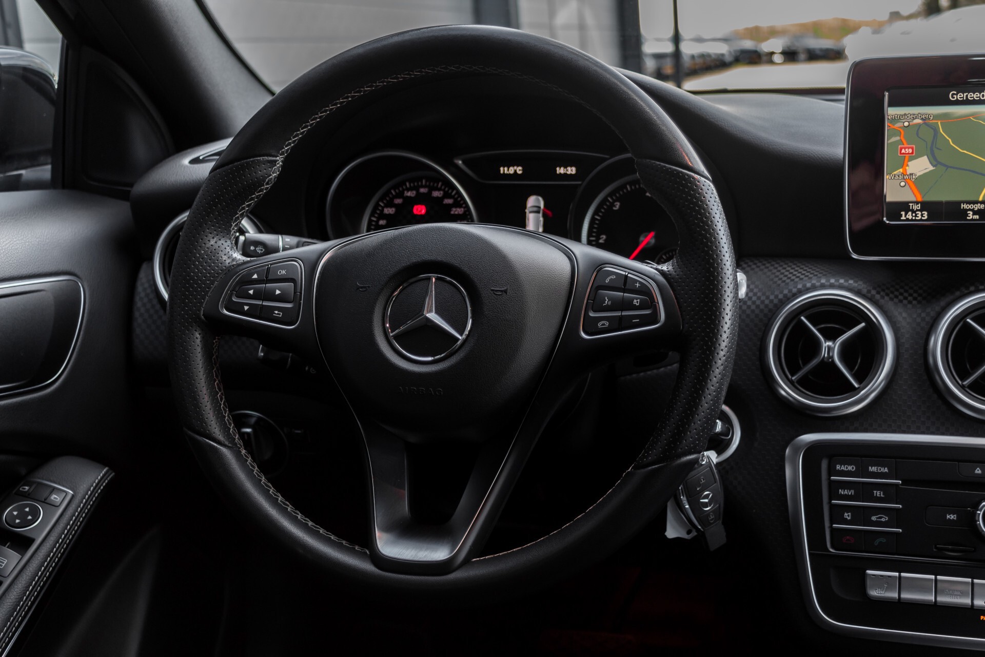 Mercedes-Benz A-Klasse 180 d Urban Navi/Stoelverwarming/Parctronic Aut7 Foto 8
