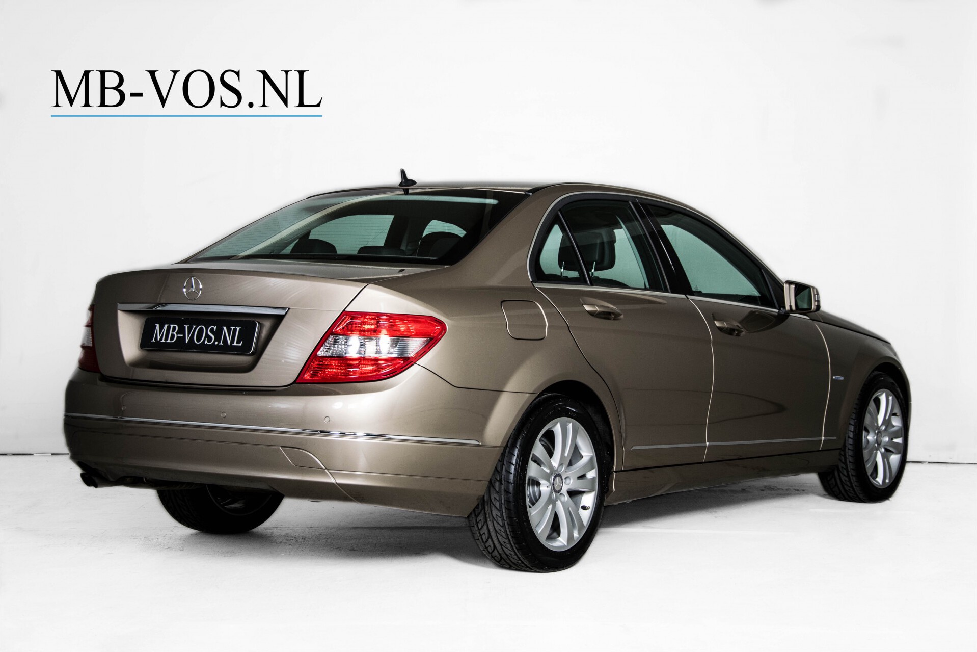 Mercedes-Benz C-Klasse 180 K Avantgarde 1ste eigenaar/NL geleverd/Dealer onderhouden/Volledig gedocumenteerd Foto 2