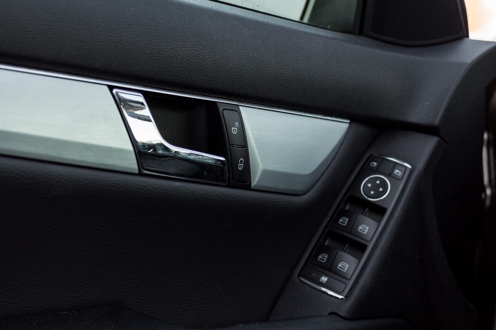 Mercedes-Benz C-Klasse 180 K Avantgarde 1ste eigenaar/NL geleverd/Dealer onderhouden/Volledig gedocumenteerd Foto 22