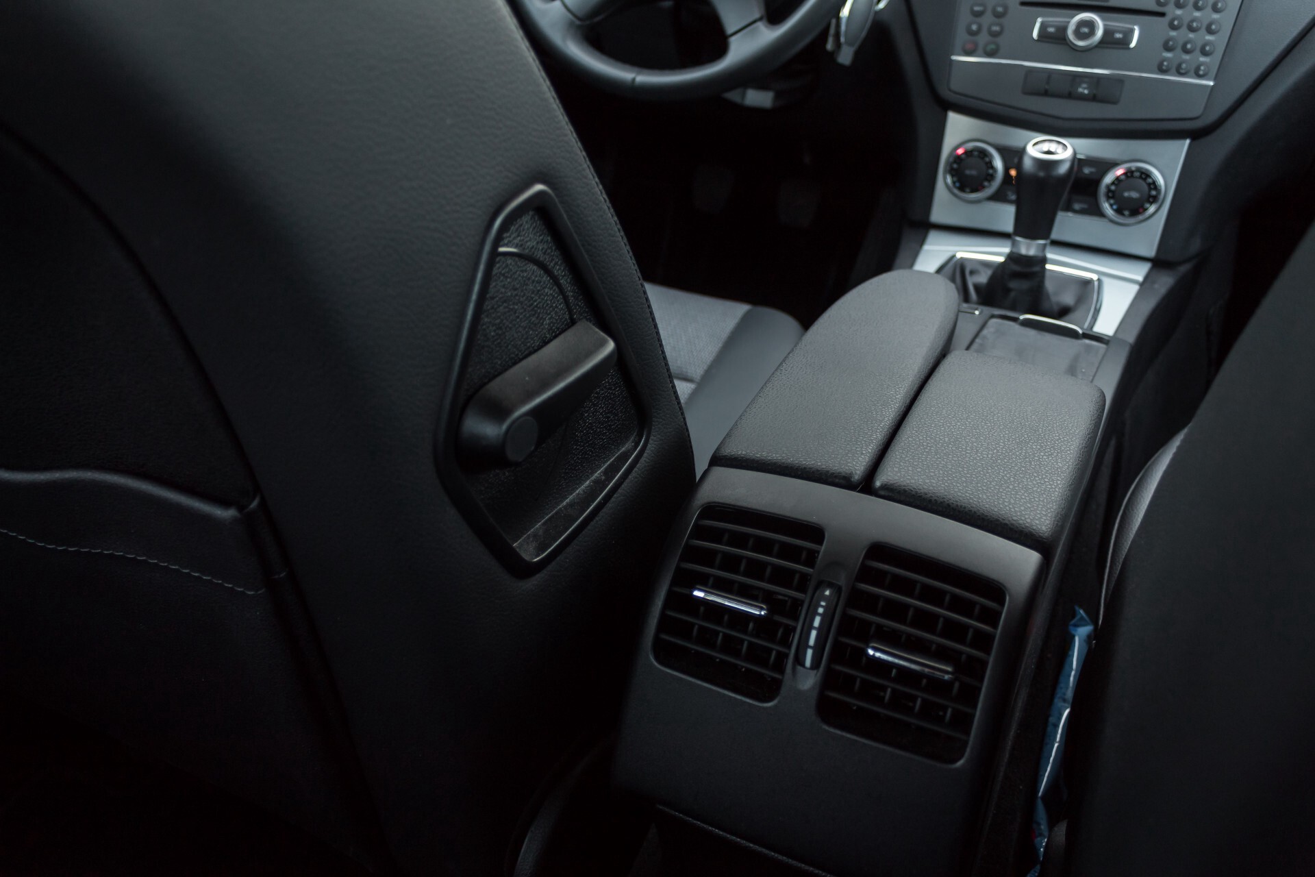 Mercedes-Benz C-Klasse 180 K Avantgarde 1ste eigenaar/NL geleverd/Dealer onderhouden/Volledig gedocumenteerd Foto 28