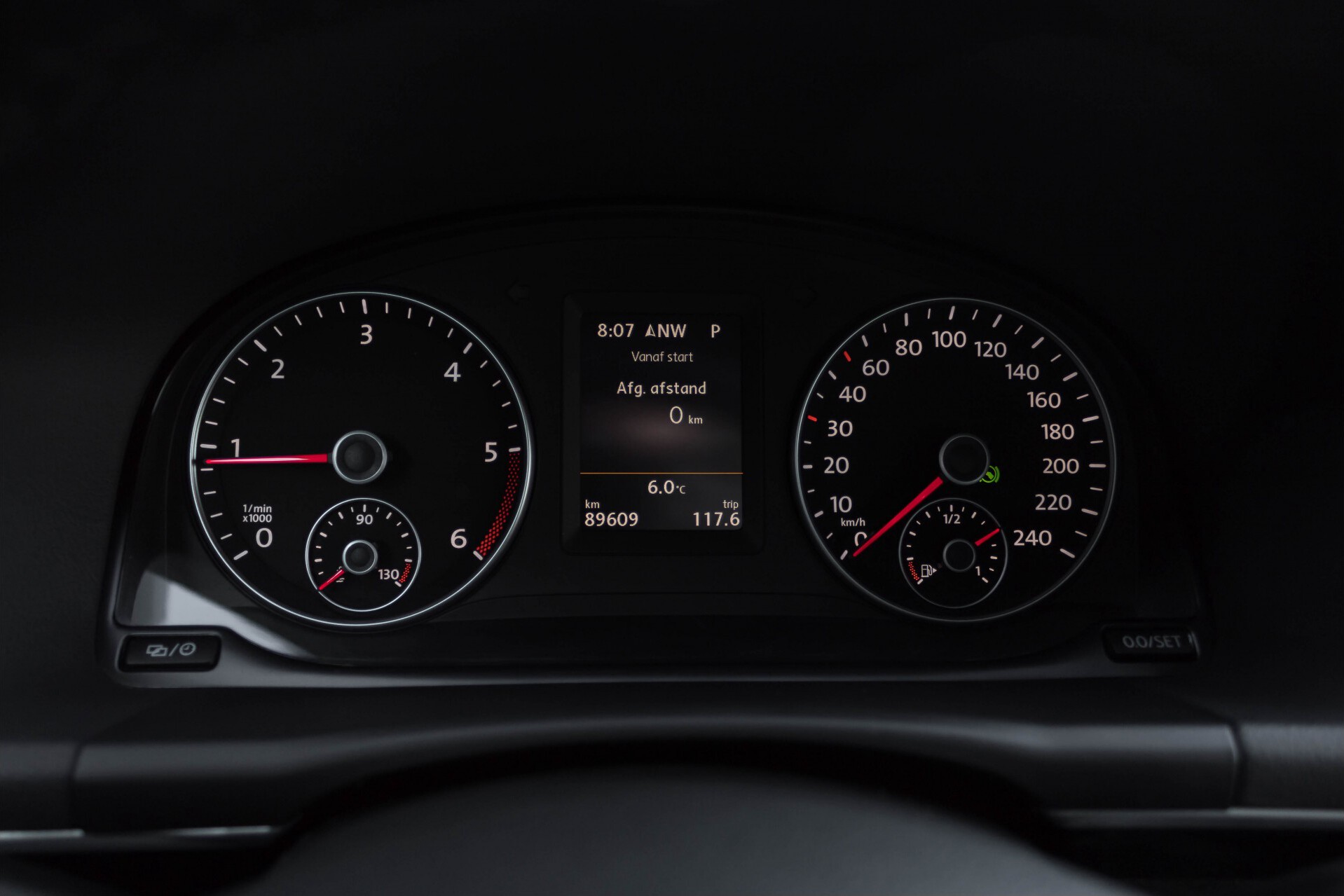 Volkswagen Touran 2.0 TDI Highline 7Persoons 177pk Panorama/Leder/Navi/Camera/Verw-Stln/Trhk/ECC/Xenon Aut Foto 13