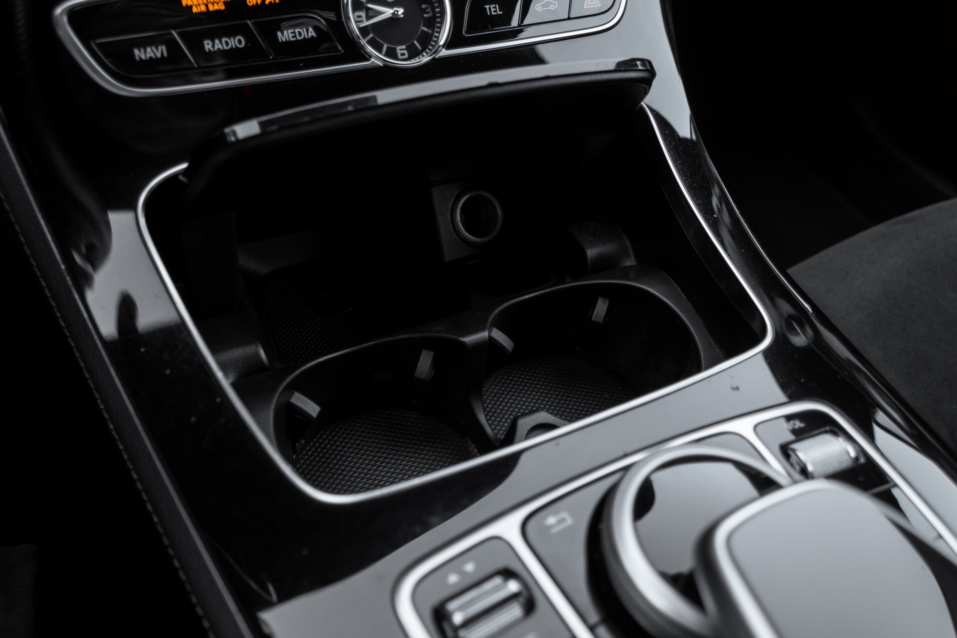 Mercedes-Benz E-Klasse 220 d AMG Night Distronic/Widescreen/Burmester/Schuifdak/Standkachel Aut9 Foto 20