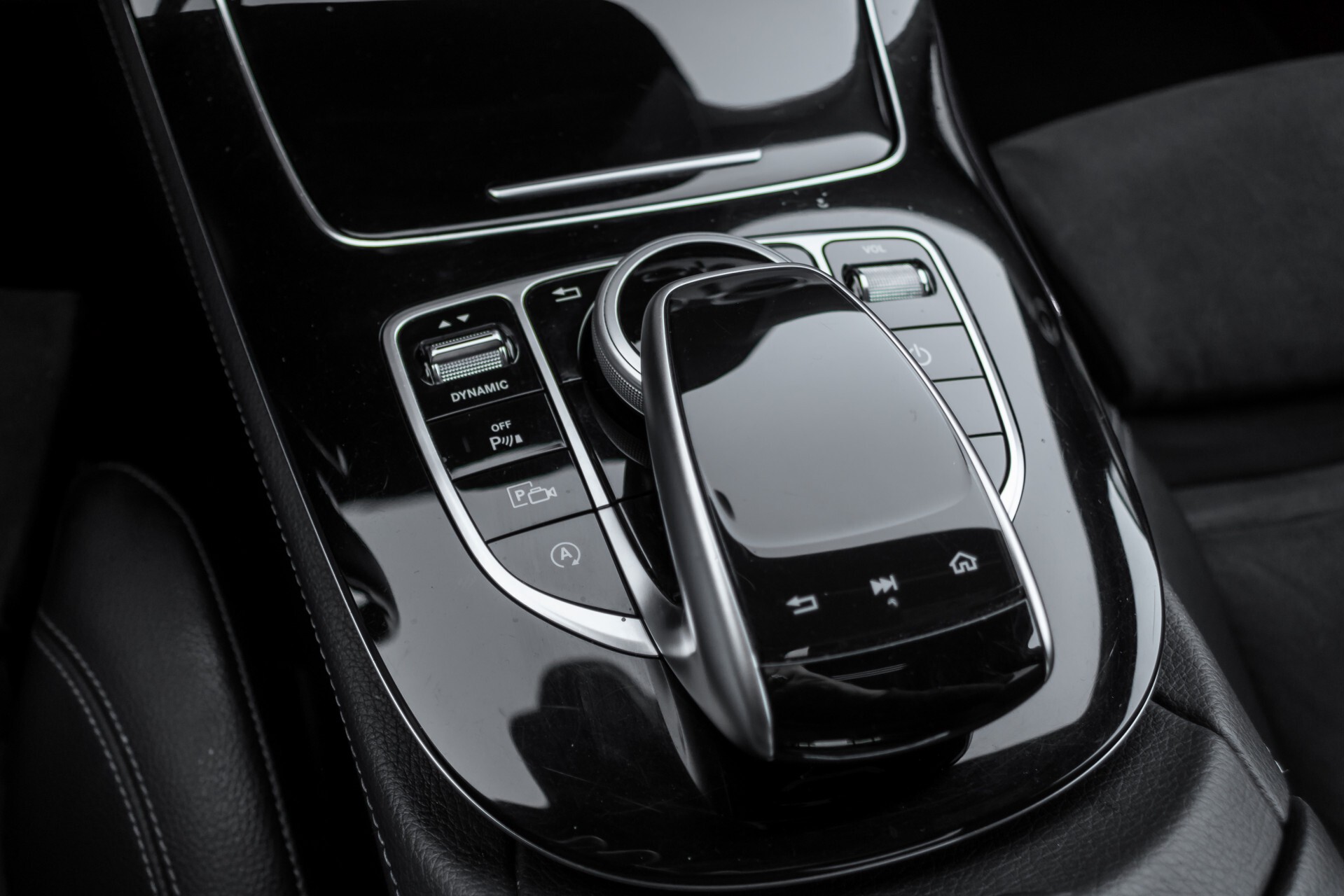 Mercedes-Benz E-Klasse 220 d AMG Night Distronic/Widescreen/Burmester/Schuifdak/Standkachel Aut9 Foto 24