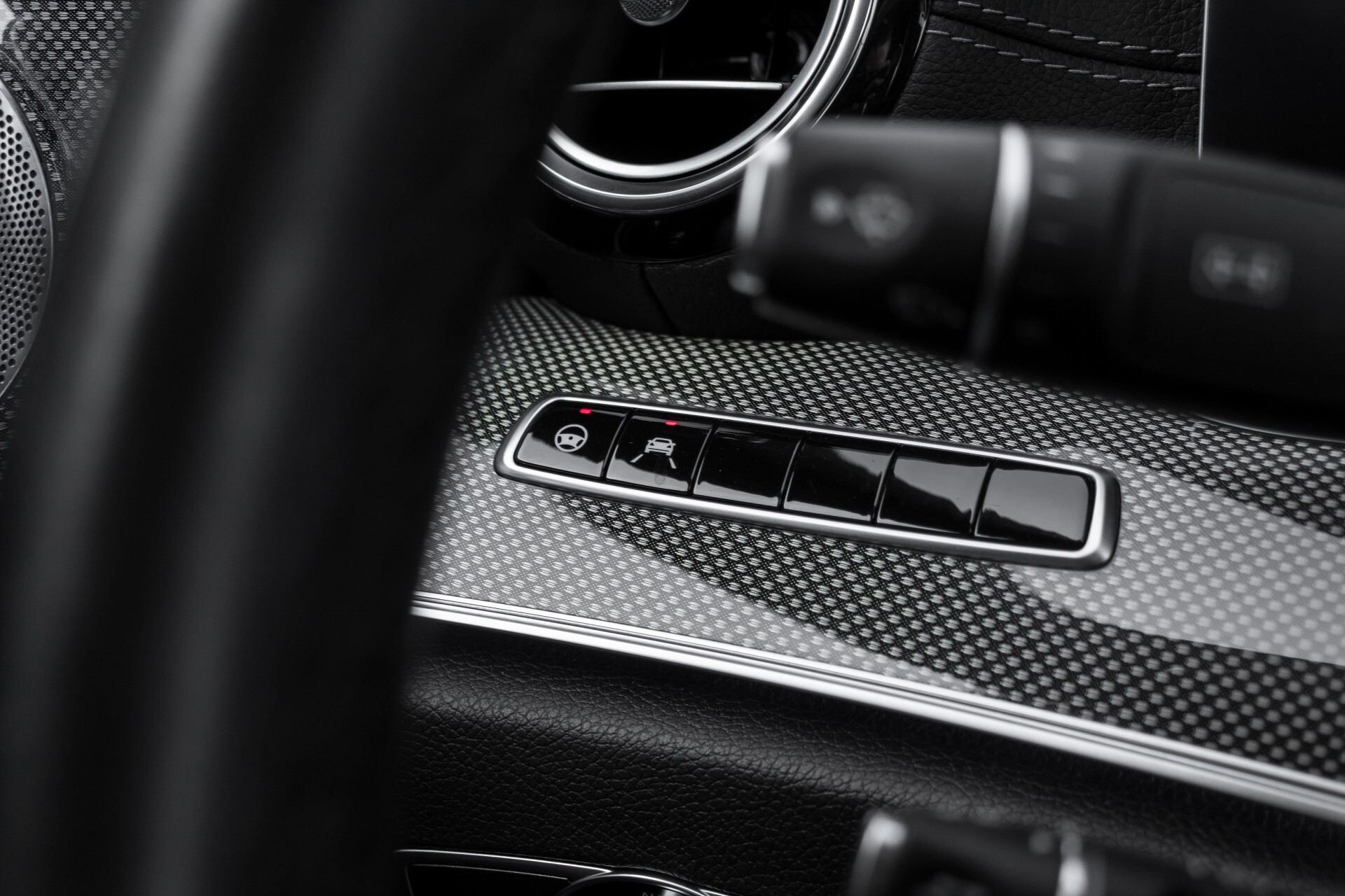 Mercedes-Benz E-Klasse 220 d AMG Night Distronic/Widescreen/Burmester/Schuifdak/Standkachel Aut9 Foto 35