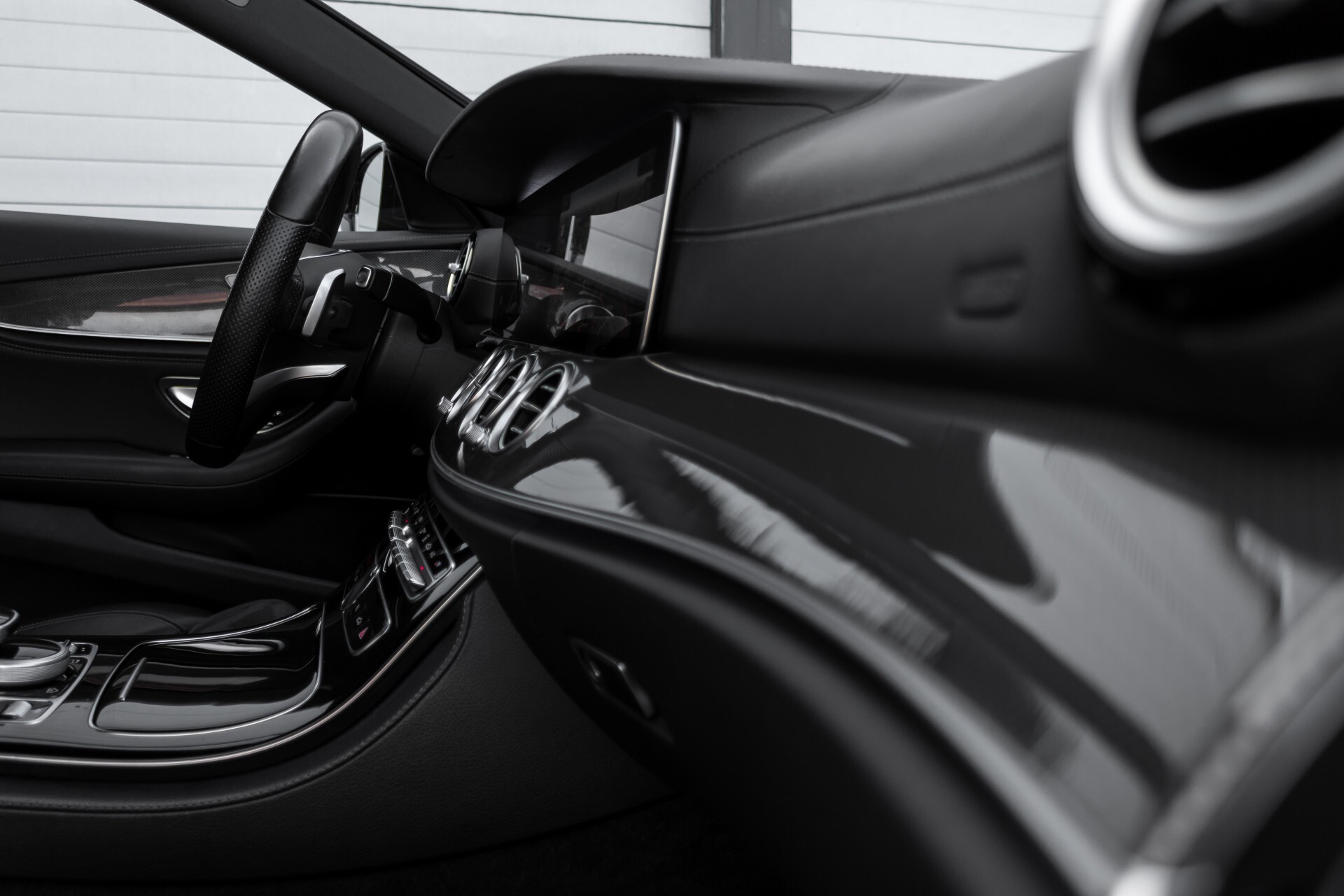 Mercedes-Benz E-Klasse 220 d AMG Night Distronic/Widescreen/Burmester/Schuifdak/Standkachel Aut9 Foto 37