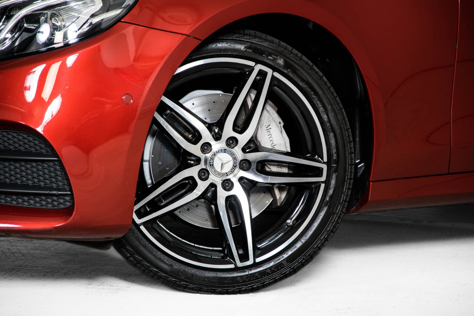 Mercedes-Benz E-Klasse 220 d AMG Night Distronic/Widescreen/Burmester/Schuifdak/Standkachel Aut9 Foto 54