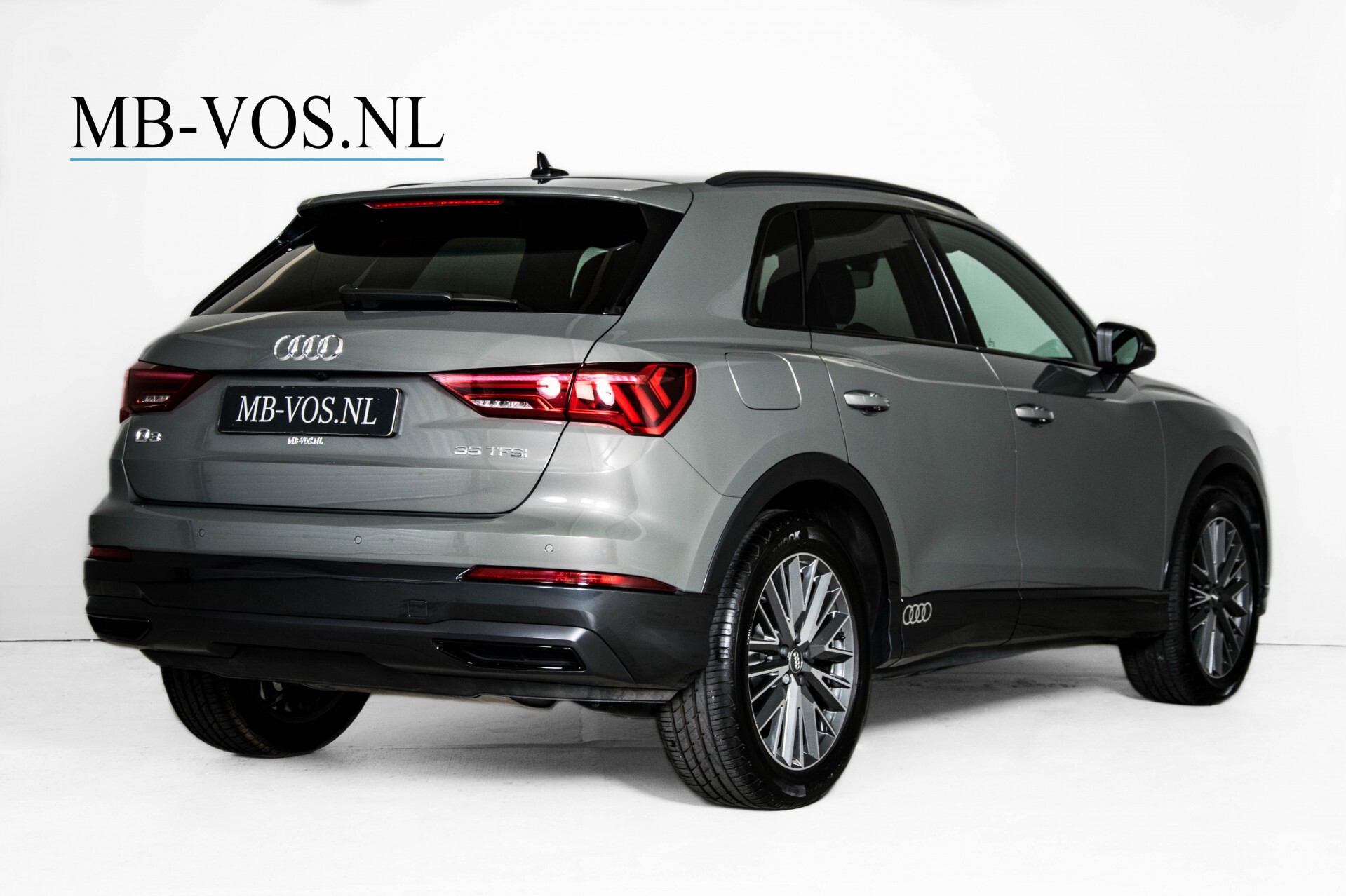 Audi Q3 35 TFSI Advanced Sport Exclusive Blackline Pro Line S-Tronic Foto 2