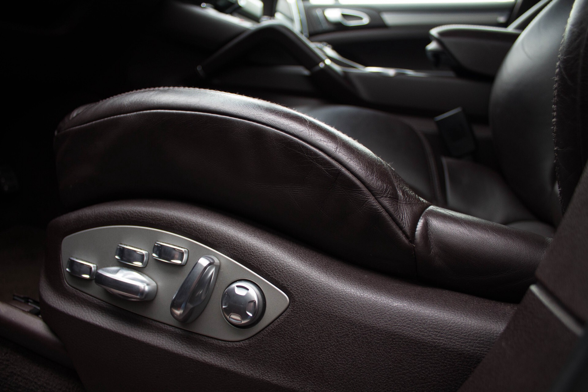 Porsche Cayenne 4.8 Turbo Exclusive/Panorama/Bose/21''/Sportstoelen Aut8 Foto 25