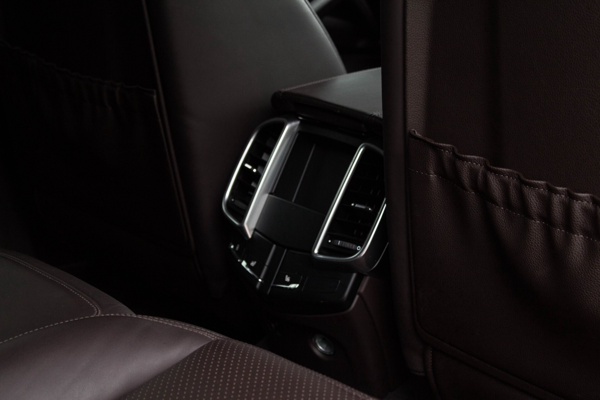 Porsche Cayenne 4.8 Turbo Exclusive/Panorama/Bose/21''/Sportstoelen Aut8 Foto 28