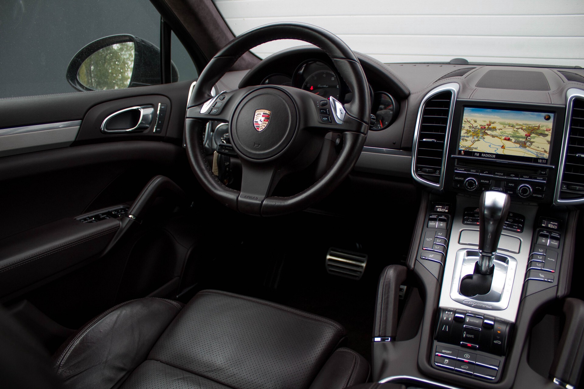 Porsche Cayenne 4.8 Turbo Exclusive/Panorama/Bose/21''/Sportstoelen Aut8 Foto 32