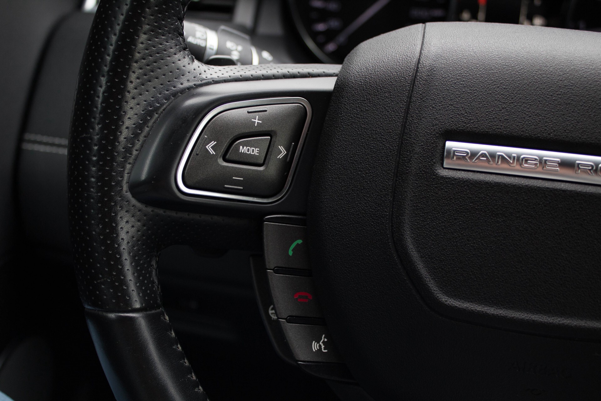 Land Rover Range Rover Evoque 2.2 TD4 4WD Dynamic Blackpack/Meridian/Camera/Panorama Aut9 Foto 10
