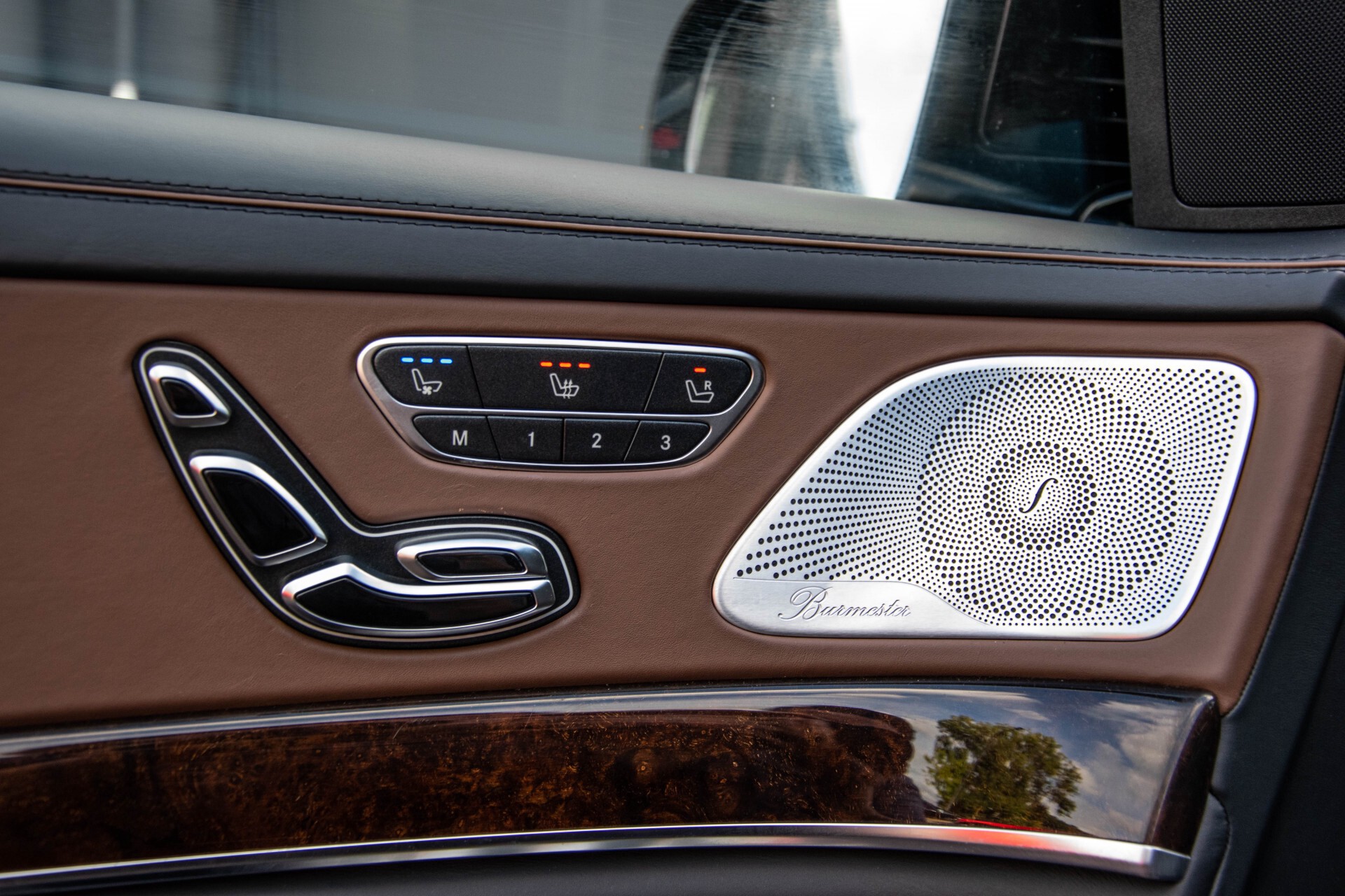 Mercedes-Benz S-Klasse 560 4-M Lang AMG Plus Exclusive Entertainment/Massage Aut9 Foto 32