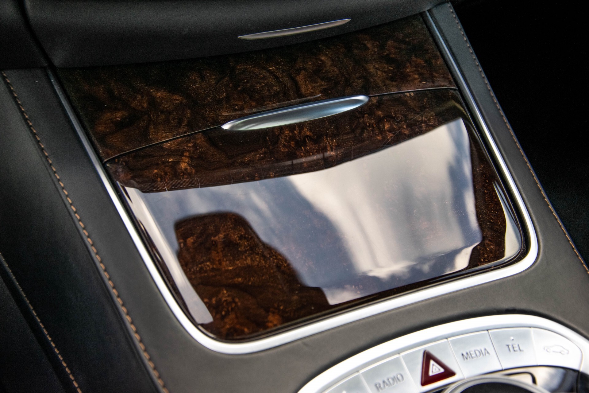 Mercedes-Benz S-Klasse 560 4-M Lang AMG Plus Exclusive Entertainment/Massage Aut9 Foto 48