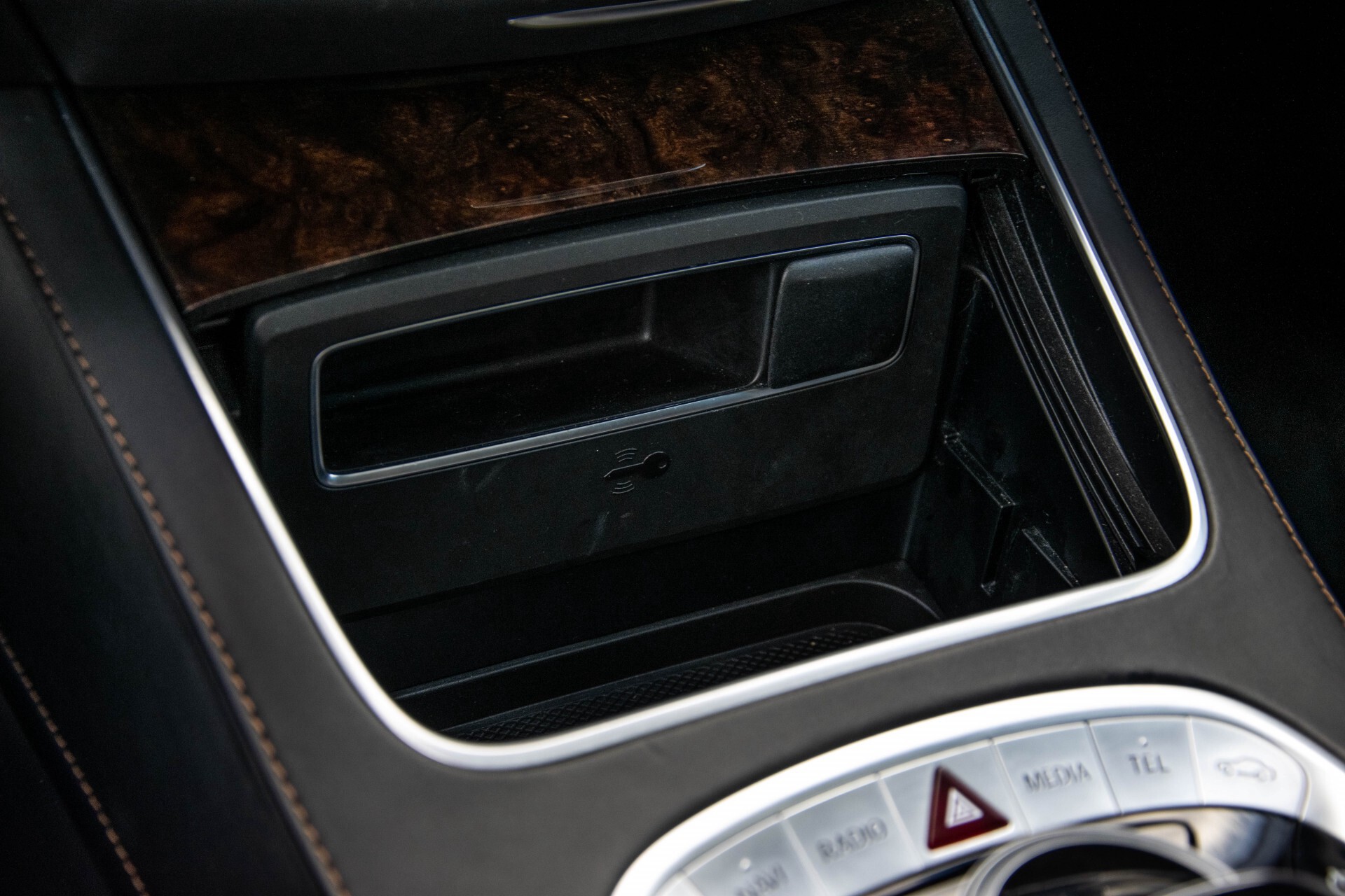 Mercedes-Benz S-Klasse 560 4-M Lang AMG Plus Exclusive Entertainment/Massage Aut9 Foto 49