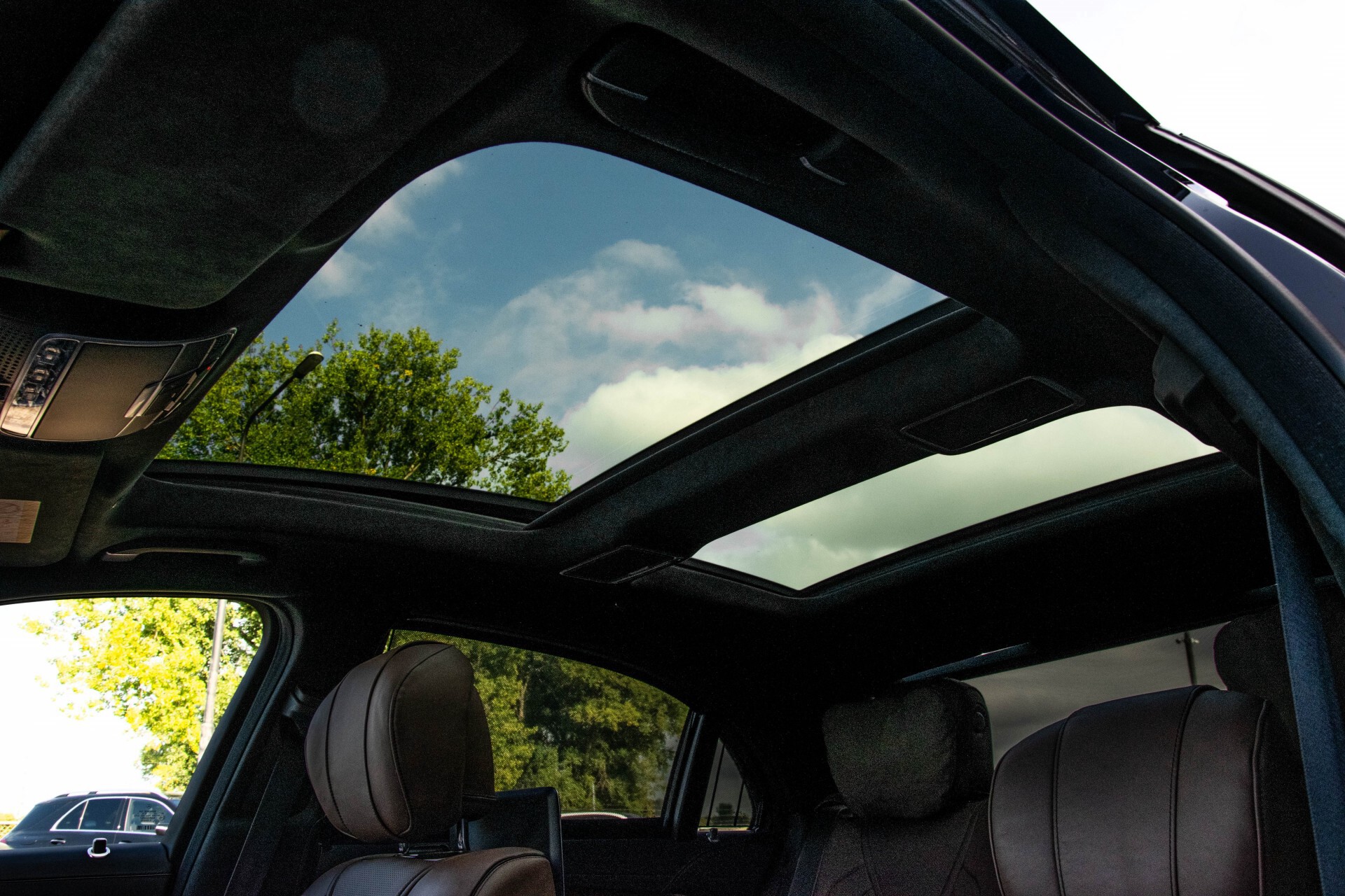 Mercedes-Benz S-Klasse 560 4-M Lang AMG Plus Exclusive Entertainment/Massage Aut9 Foto 60