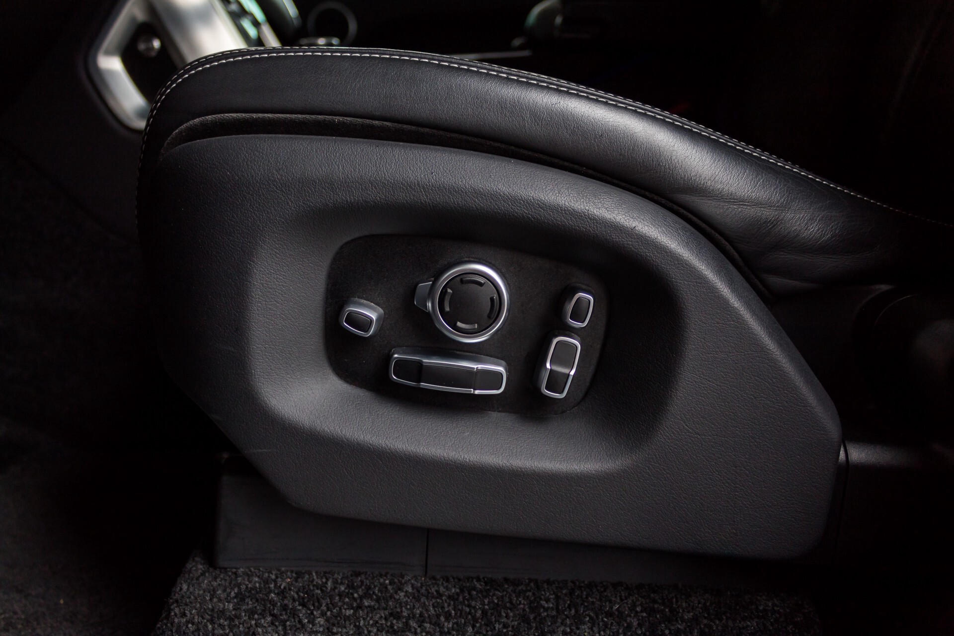 Land Rover Range Rover 4.4 SDV8 Autobiography Massage4x/Adaptive Cruise/Keyless/HUD Aut8 Foto 37