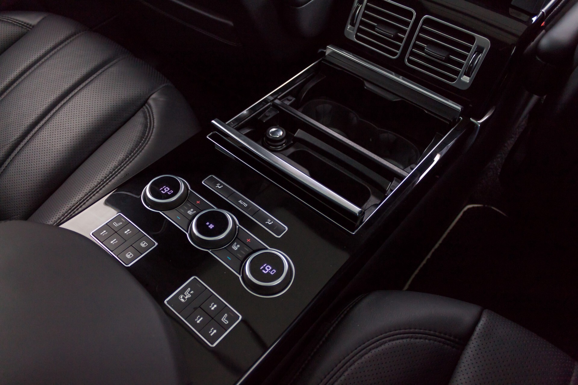 Land Rover Range Rover 4.4 SDV8 Autobiography Massage4x/Adaptive Cruise/Keyless/HUD Aut8 Foto 49