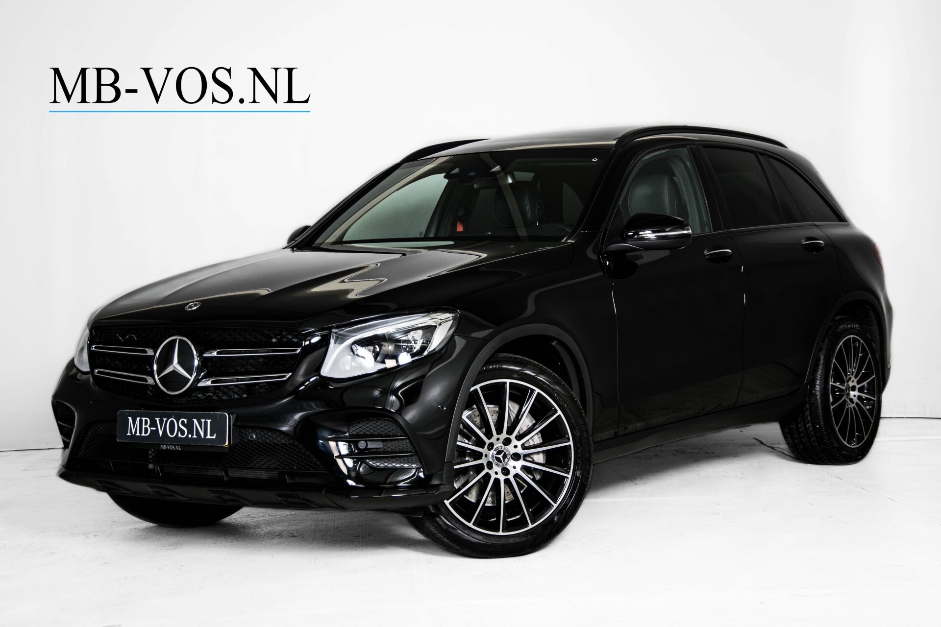 Mercedes-Benz GLC 300 4-AMG Panorama Distronic/Keyless/Burmester/Memory/Night Aut9 Foto 1