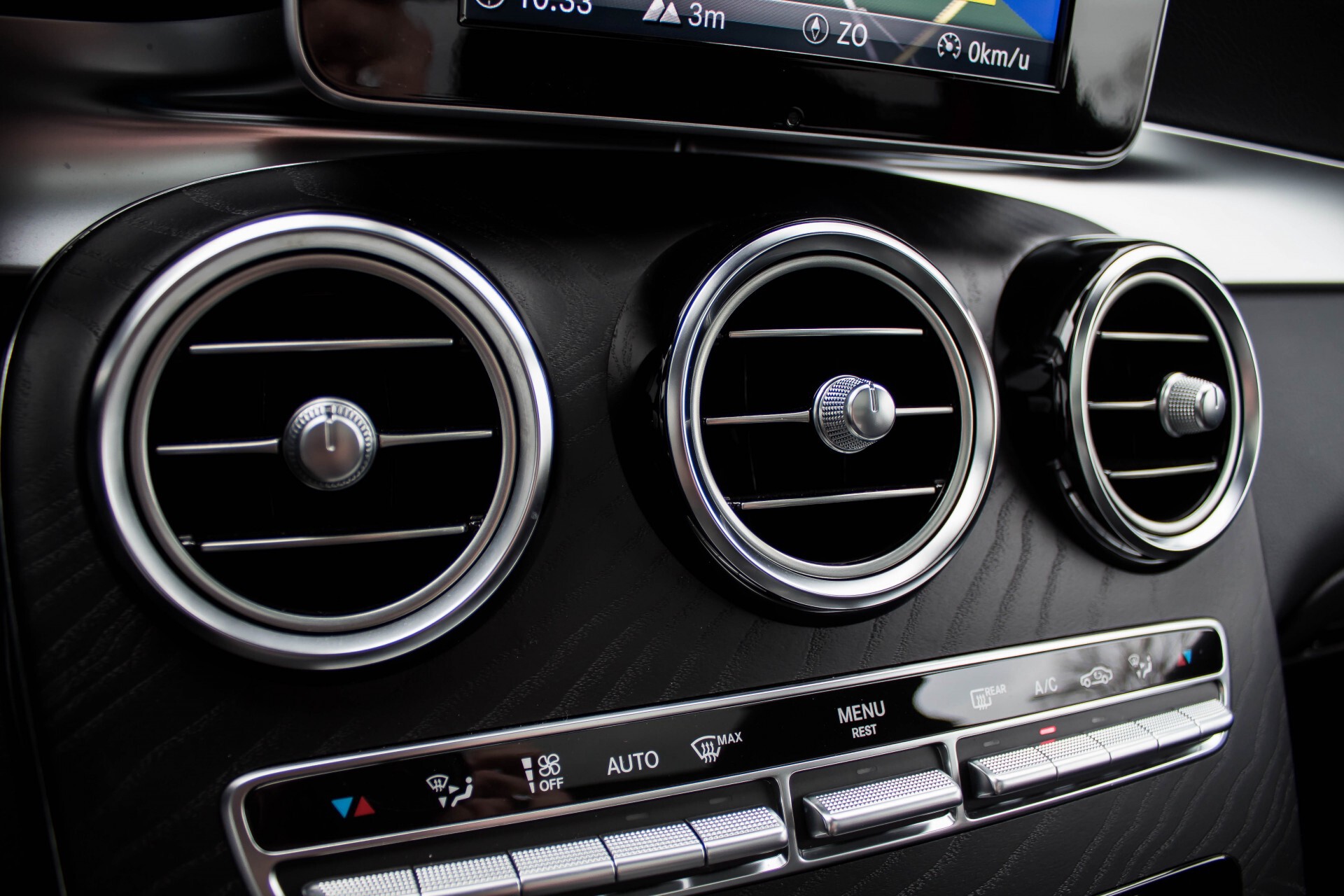 Mercedes-Benz GLC 300 4-AMG Panorama Distronic/Keyless/Burmester/Memory/Night Aut9 Foto 17